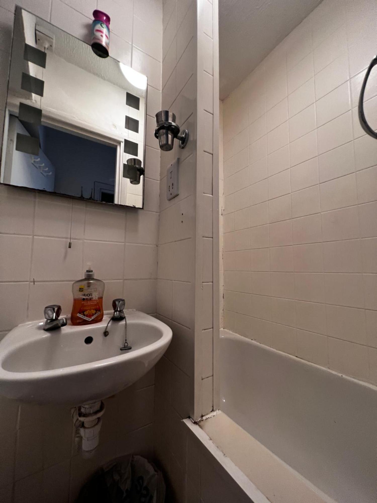 Hyde Park Has Private Balcony With Tranquil Garden View Appartamento *
