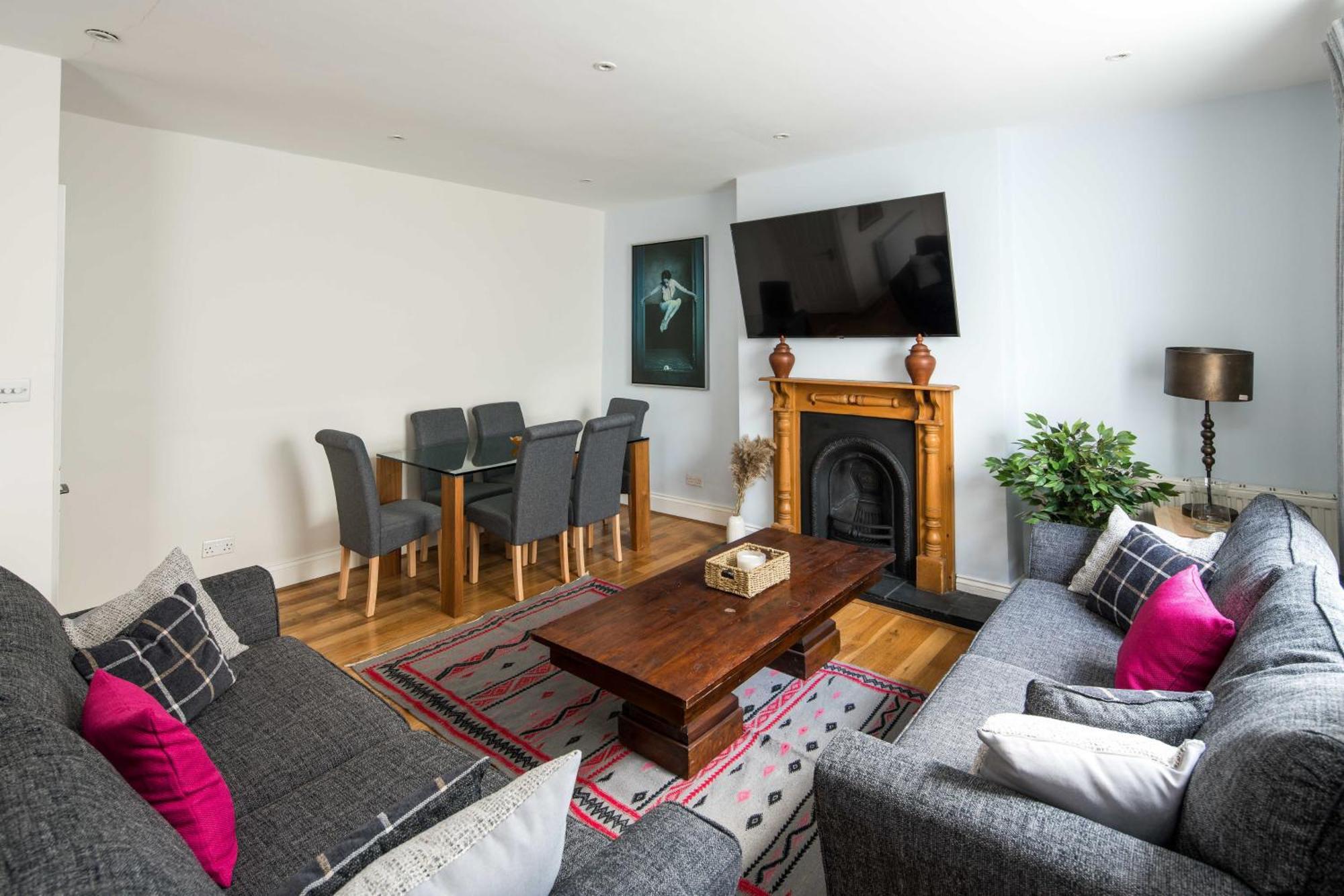 Charming Fulham Spacious With Modern Touches * London