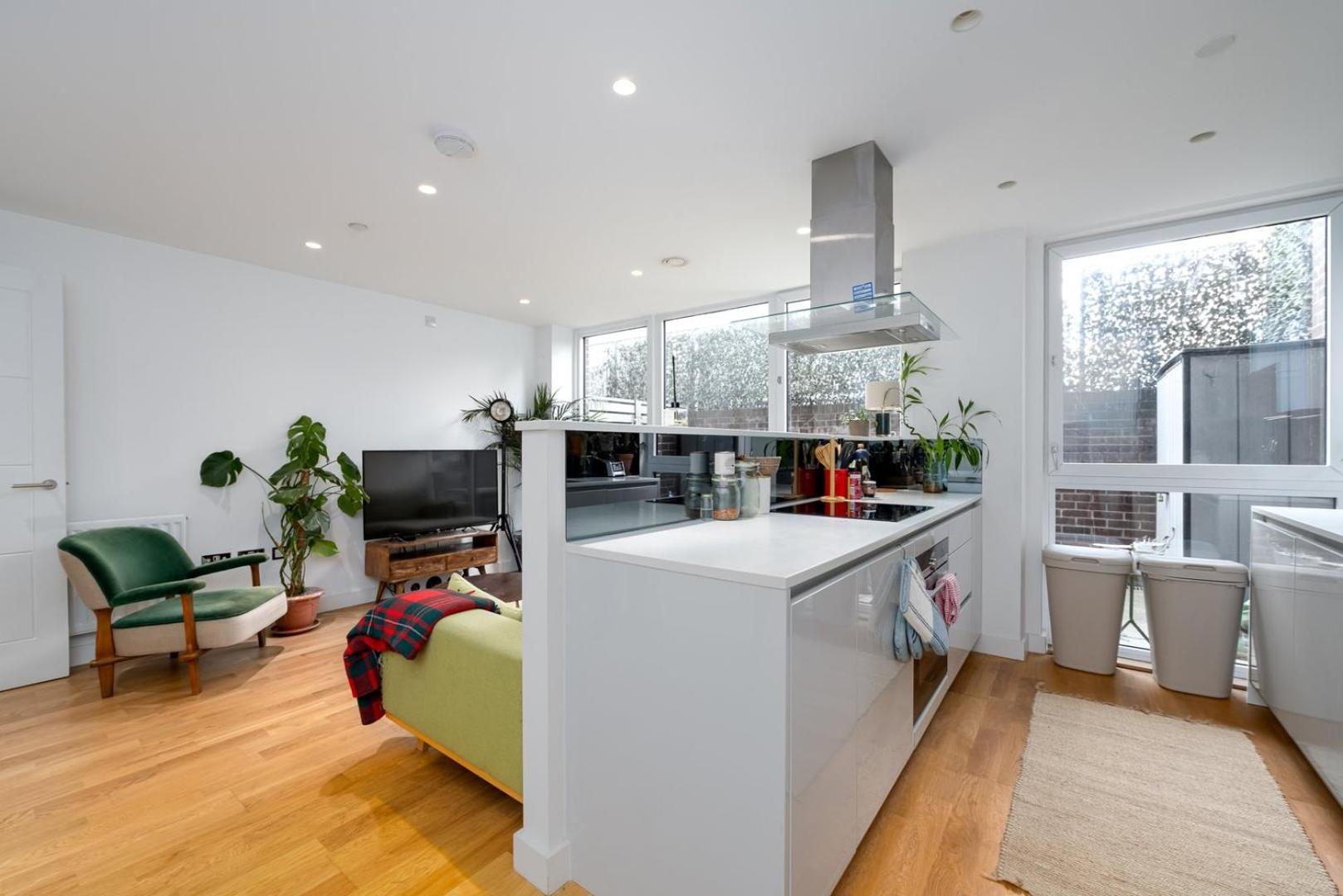Lägenhet Guestready - Modern With Garden London