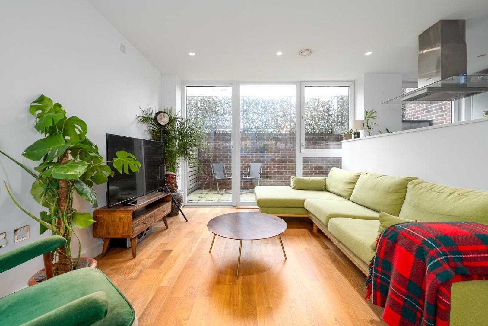 Guestready - Modern With Garden Lägenhet