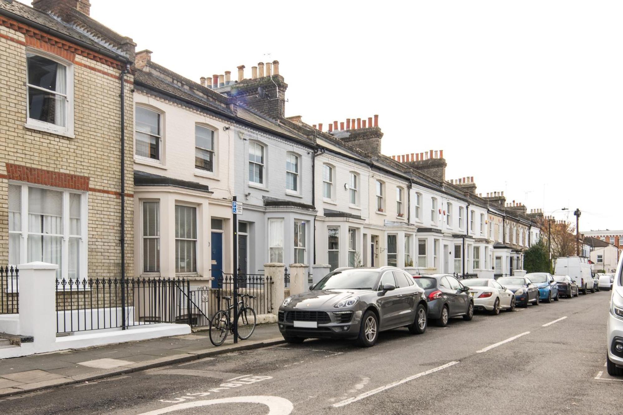 Charming Fulham Spacious With Modern Touches London