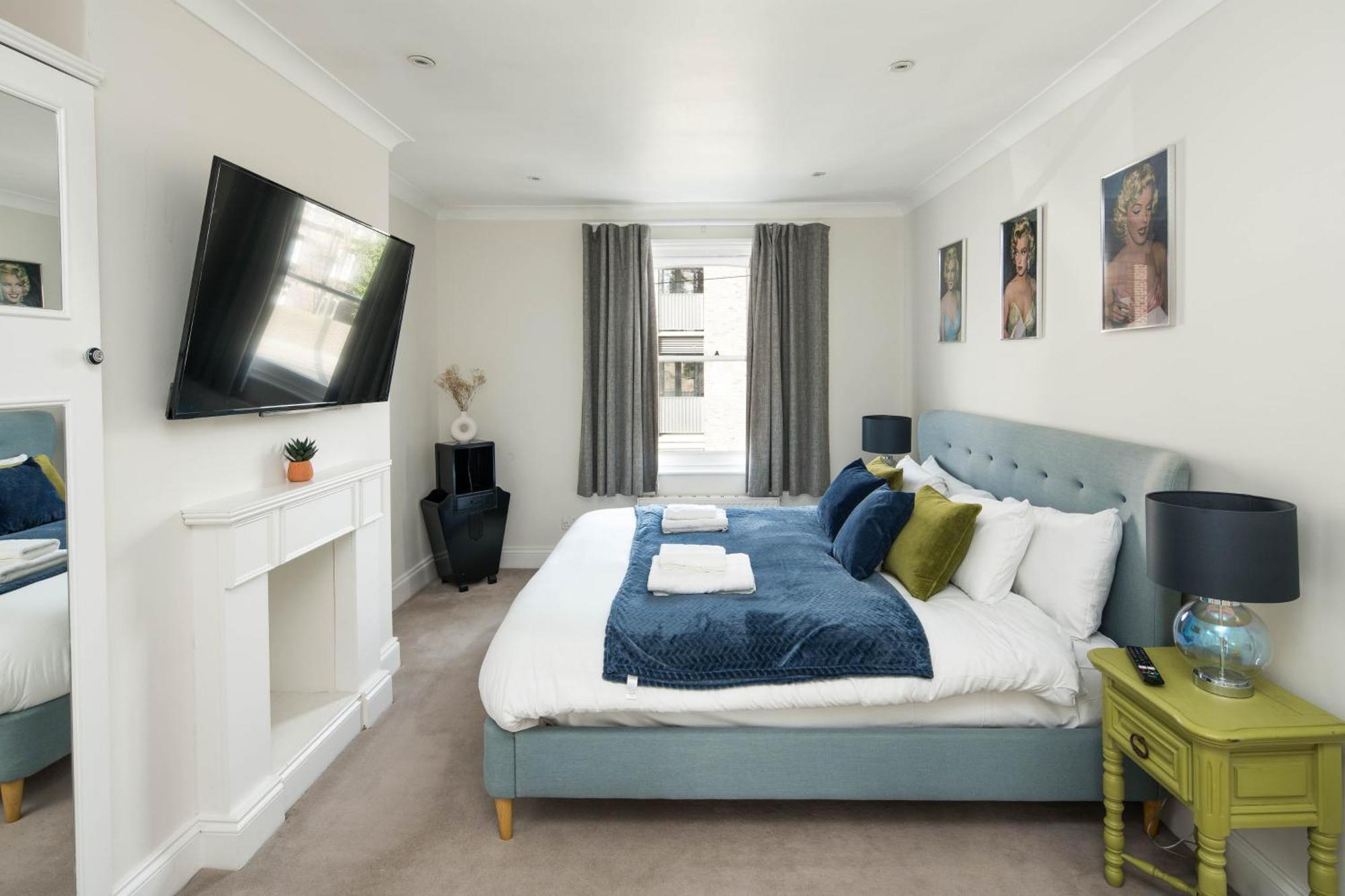 Charming Fulham Spacious With Modern Touches Holiday home