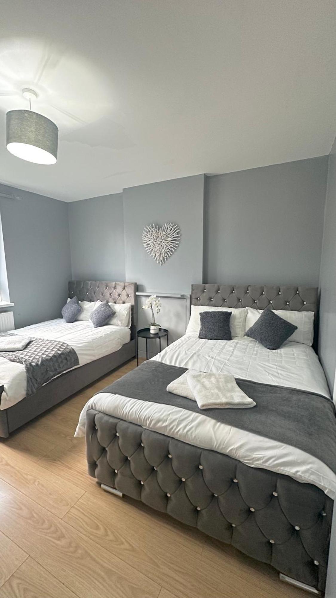 1 Bedroom Flat In Whitechapel, Appartement *