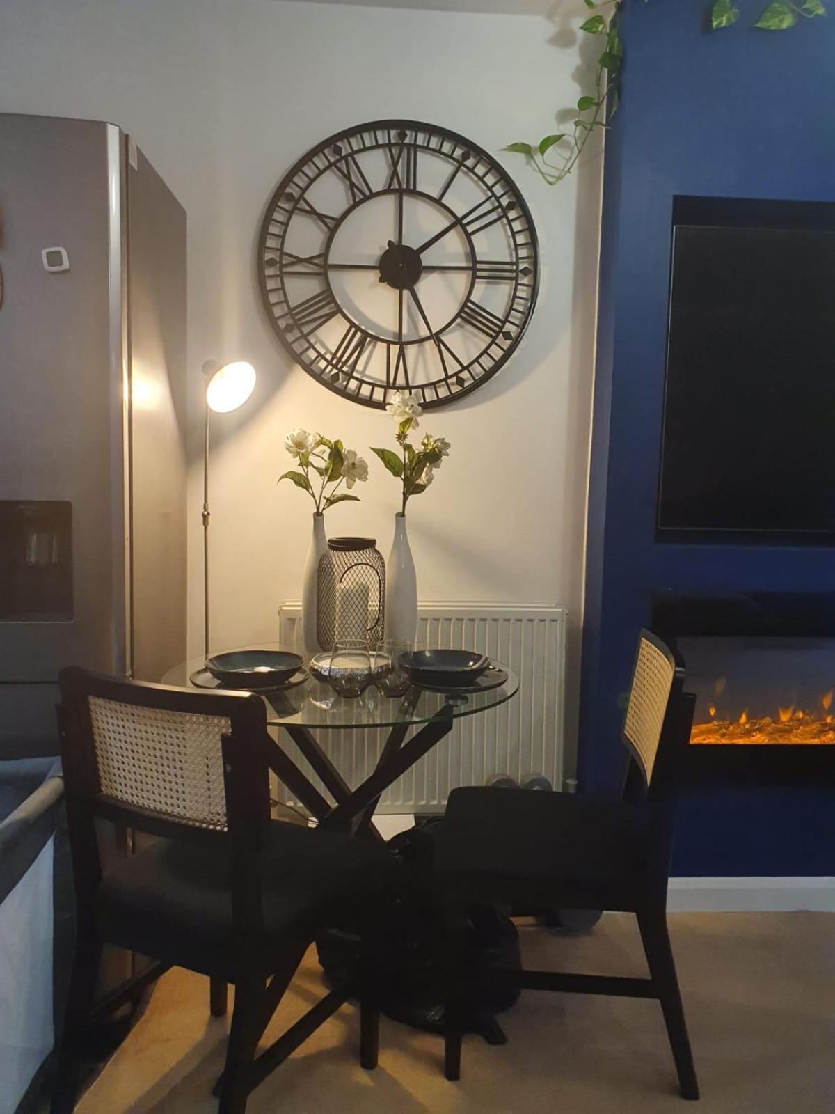 Lägenhet Luxury 2 Bedroom Flat In Central *