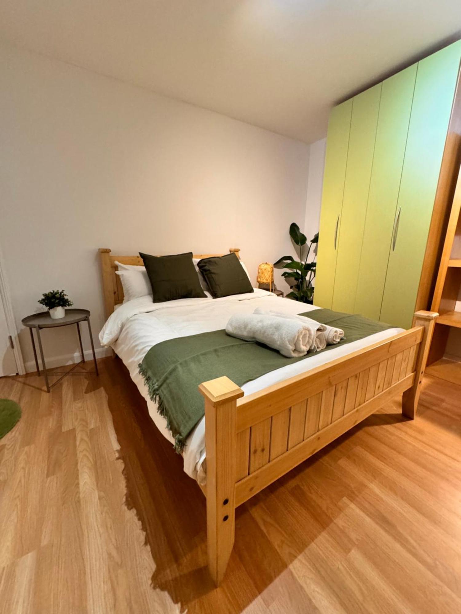 Luxury 2 Bhk In Canary Wharf Lägenhet