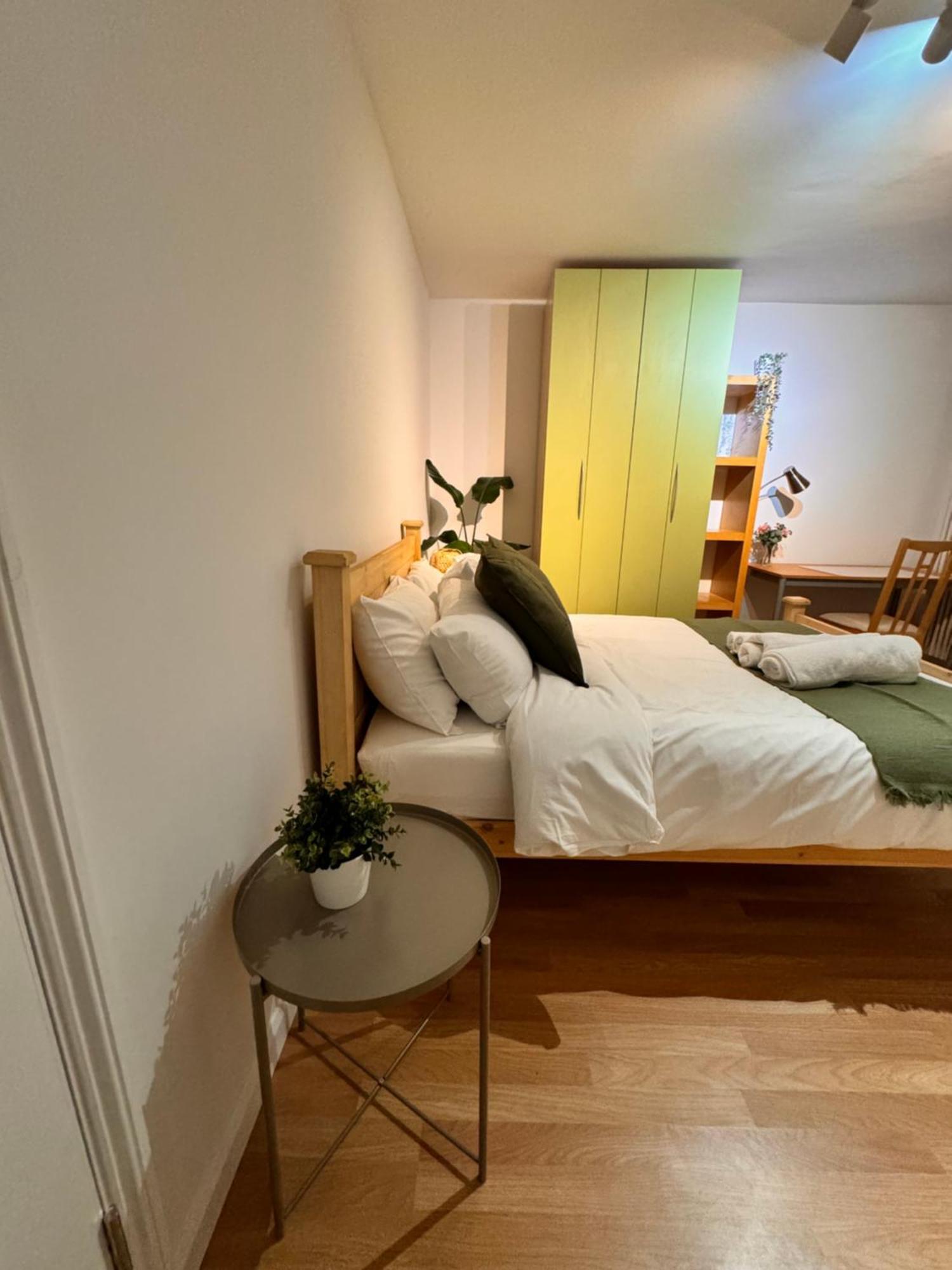 Luxury 2 Bhk In Canary Wharf Lägenhet *