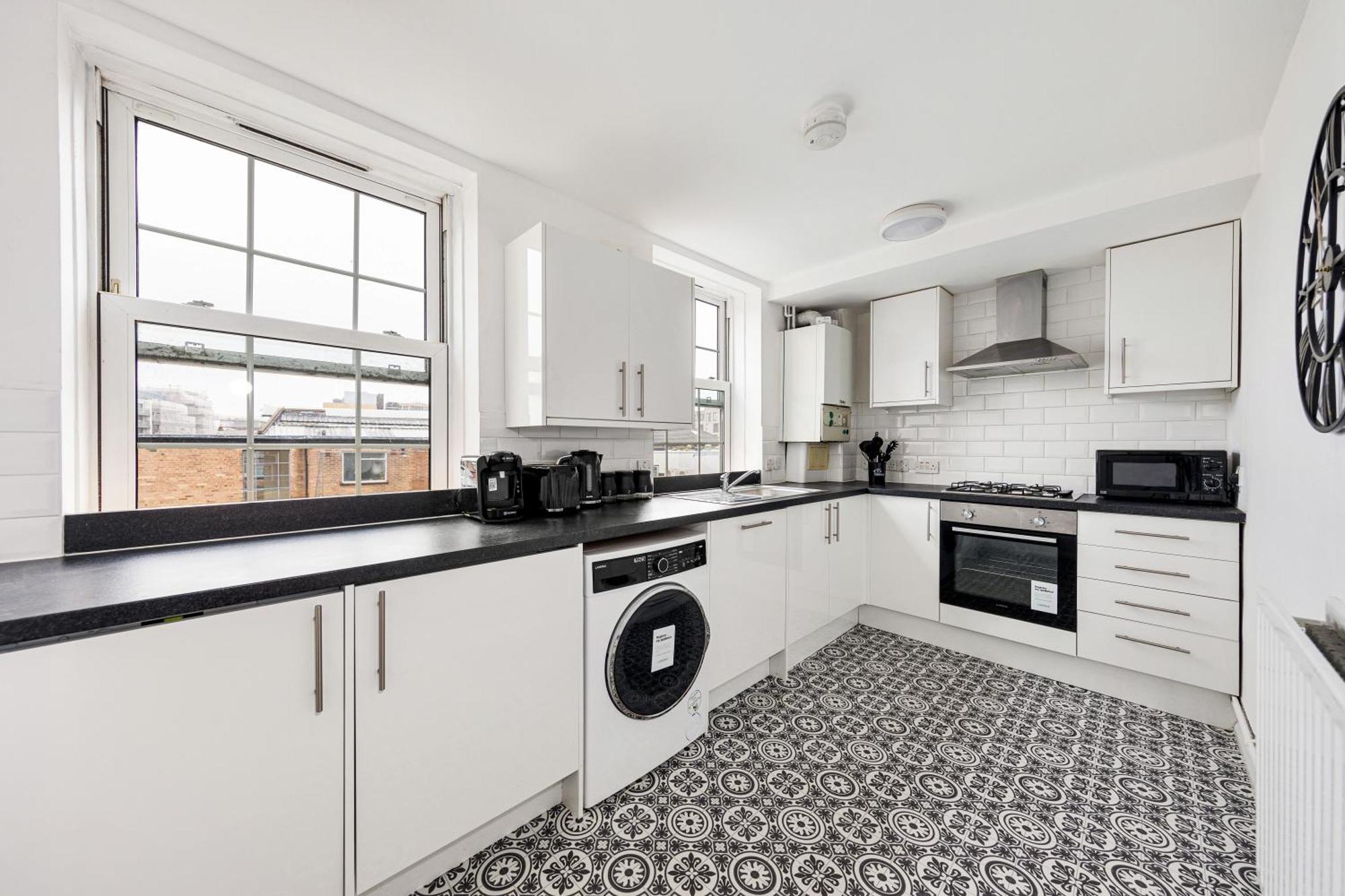 Sleek Shoreditch Hideout - 2 Bed Gem With Balcony In Appartement Londres