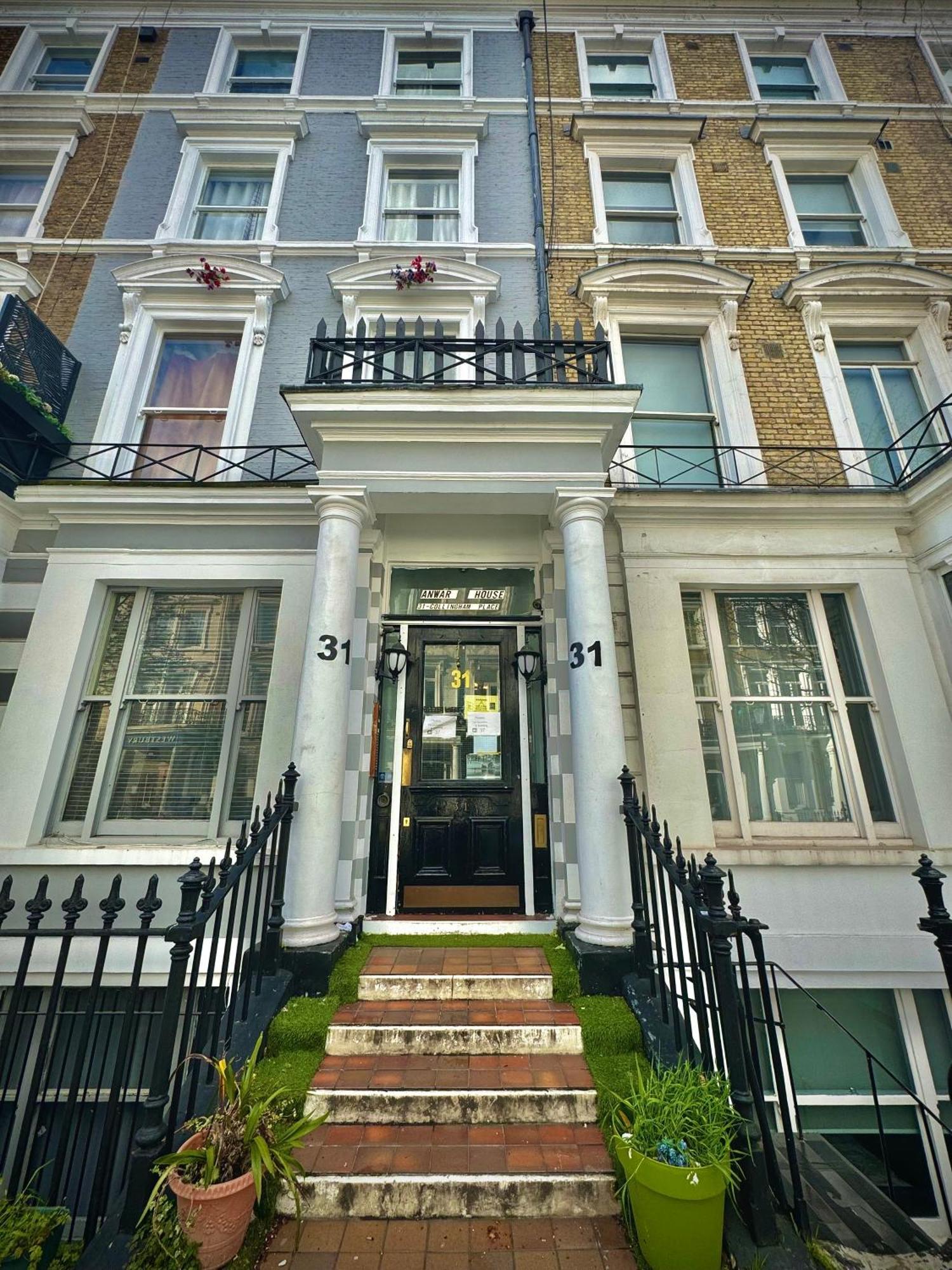 Gasthuis Anwar House 2*