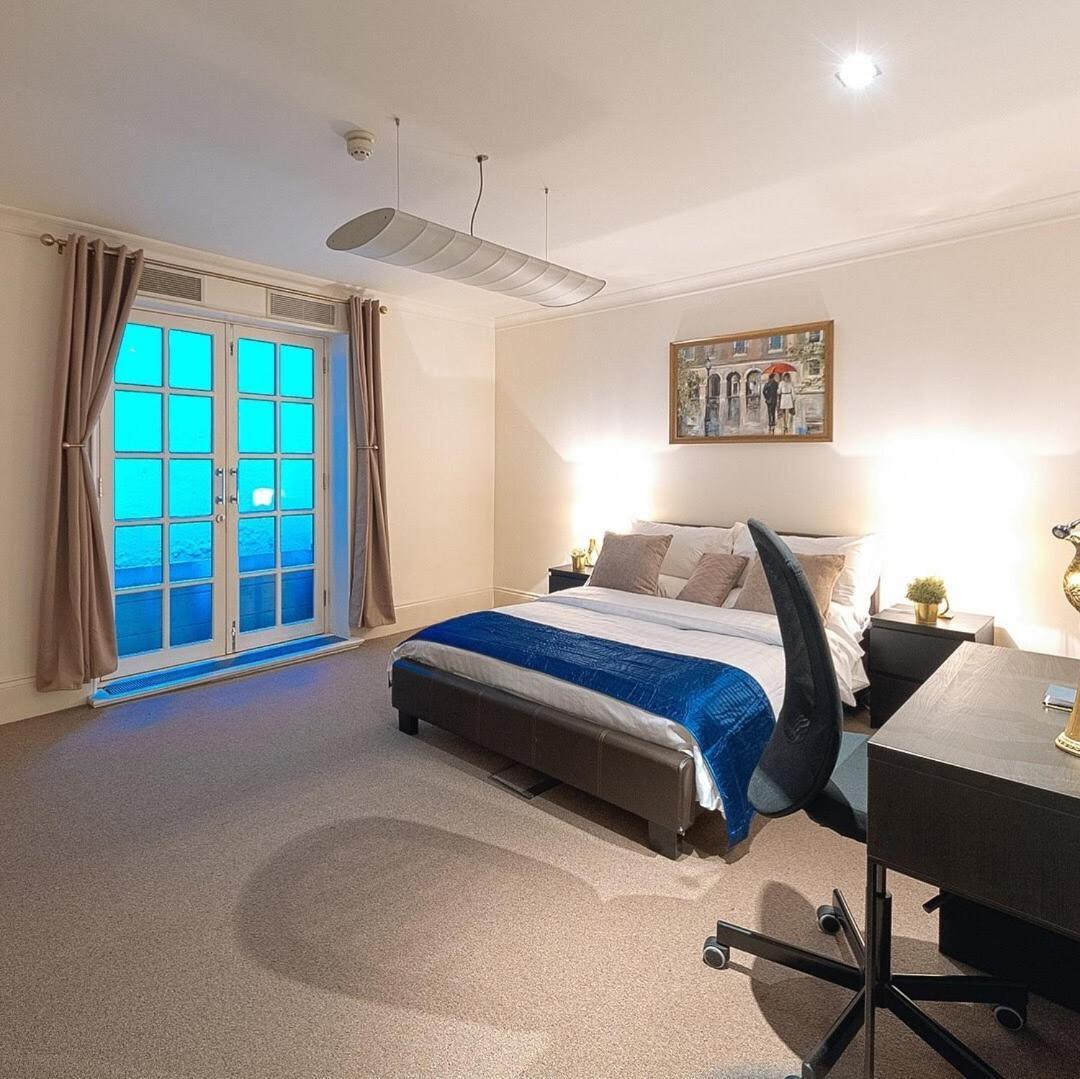 Curzon Residences *