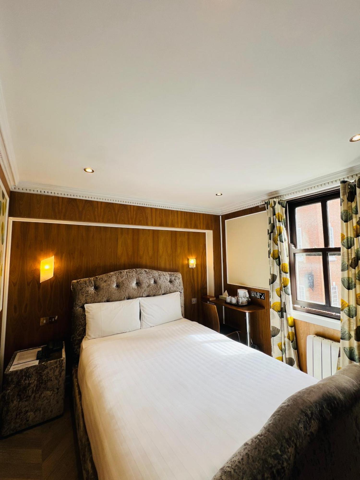 Hotel Cheshire