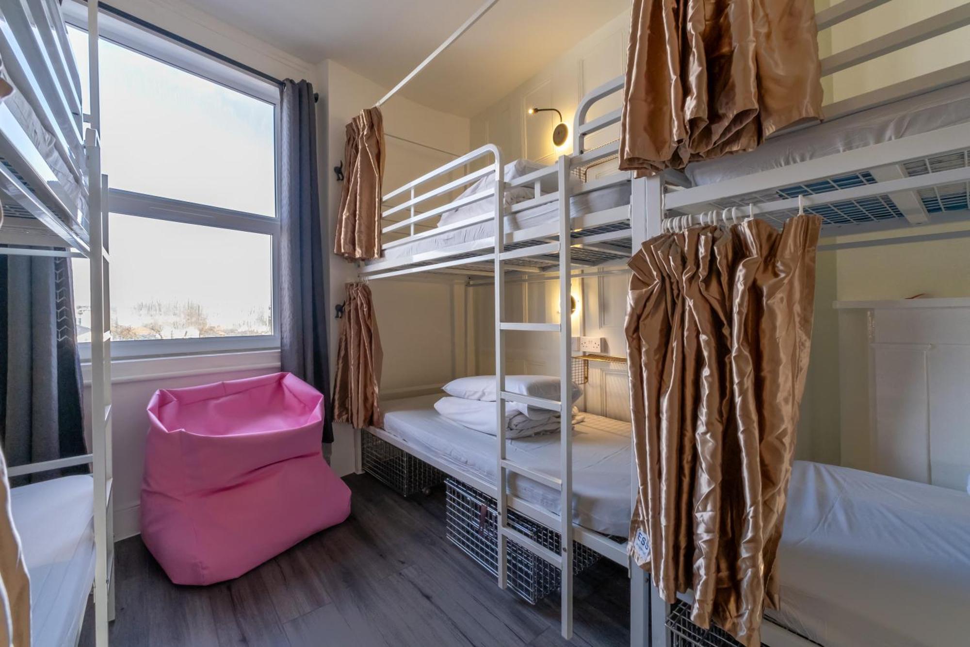 Book A Bed *