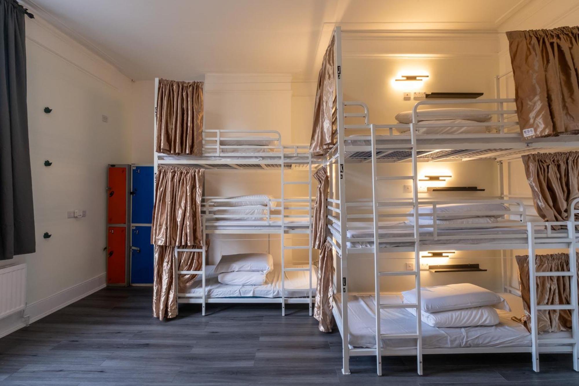 Hostel Book A Bed *