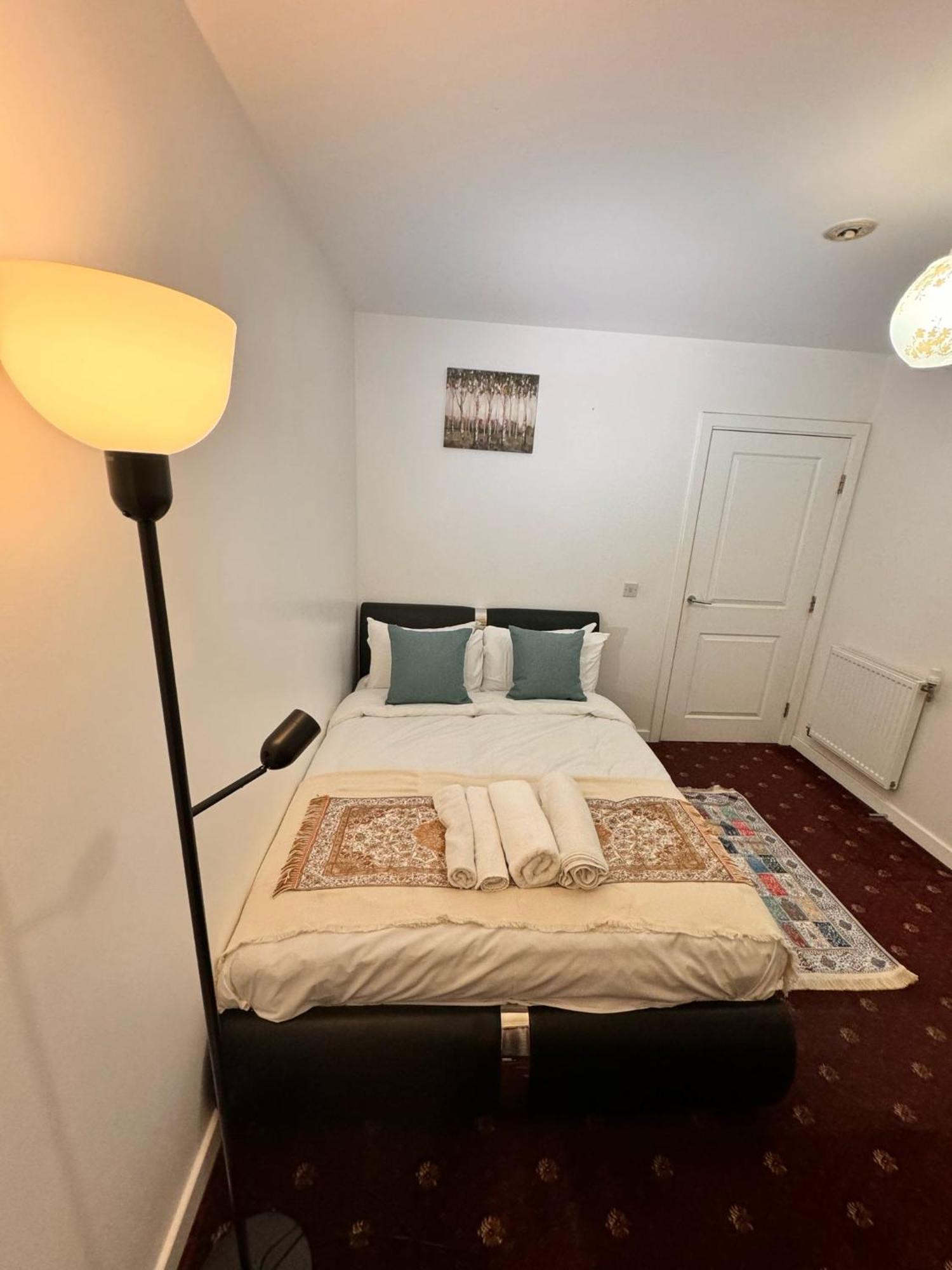 Luxury In Canary Wharf London