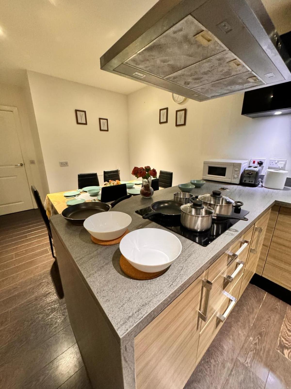 Luxury In Canary Wharf *
