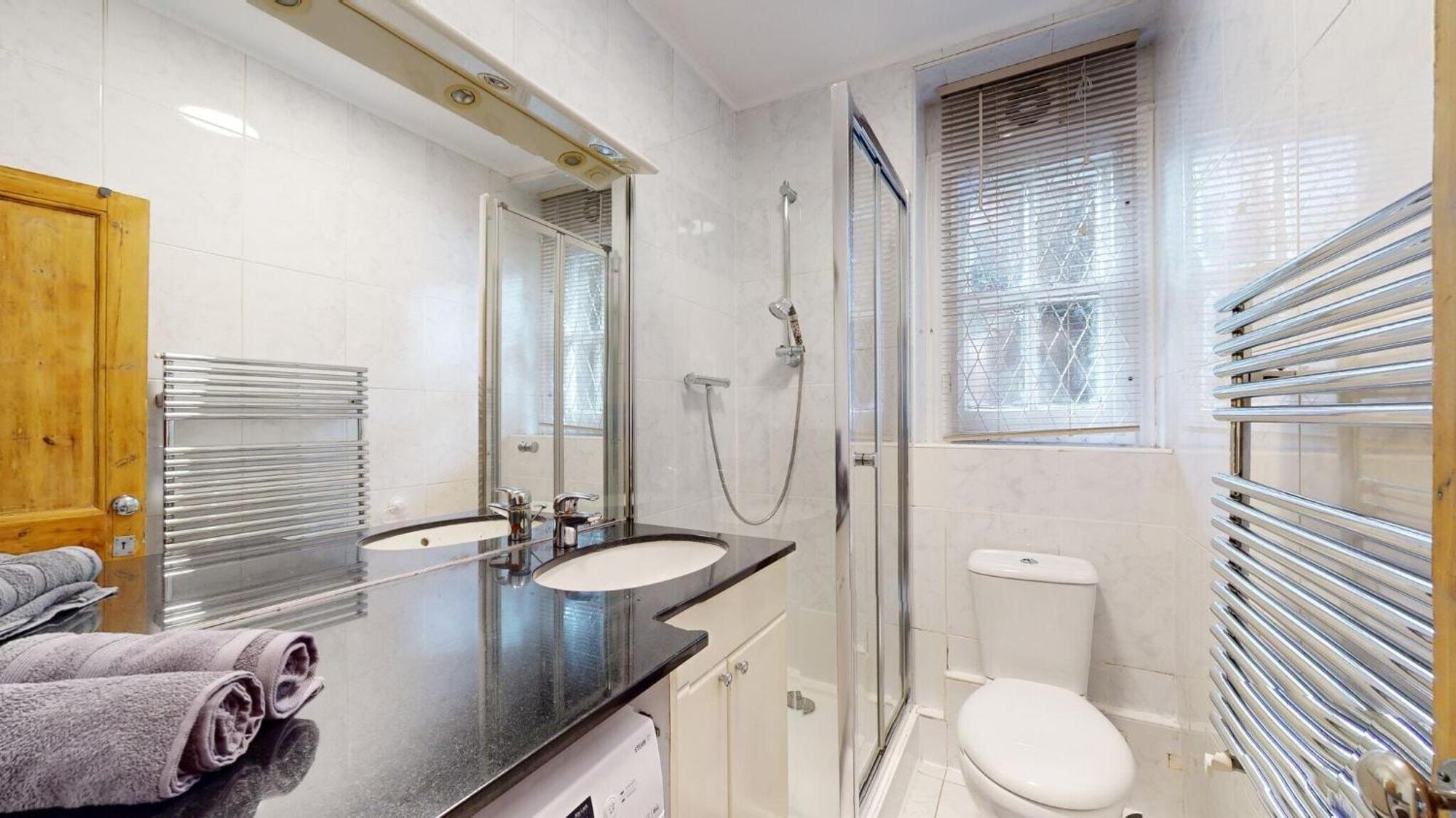 2 Bedroom Flat In Marylebone *