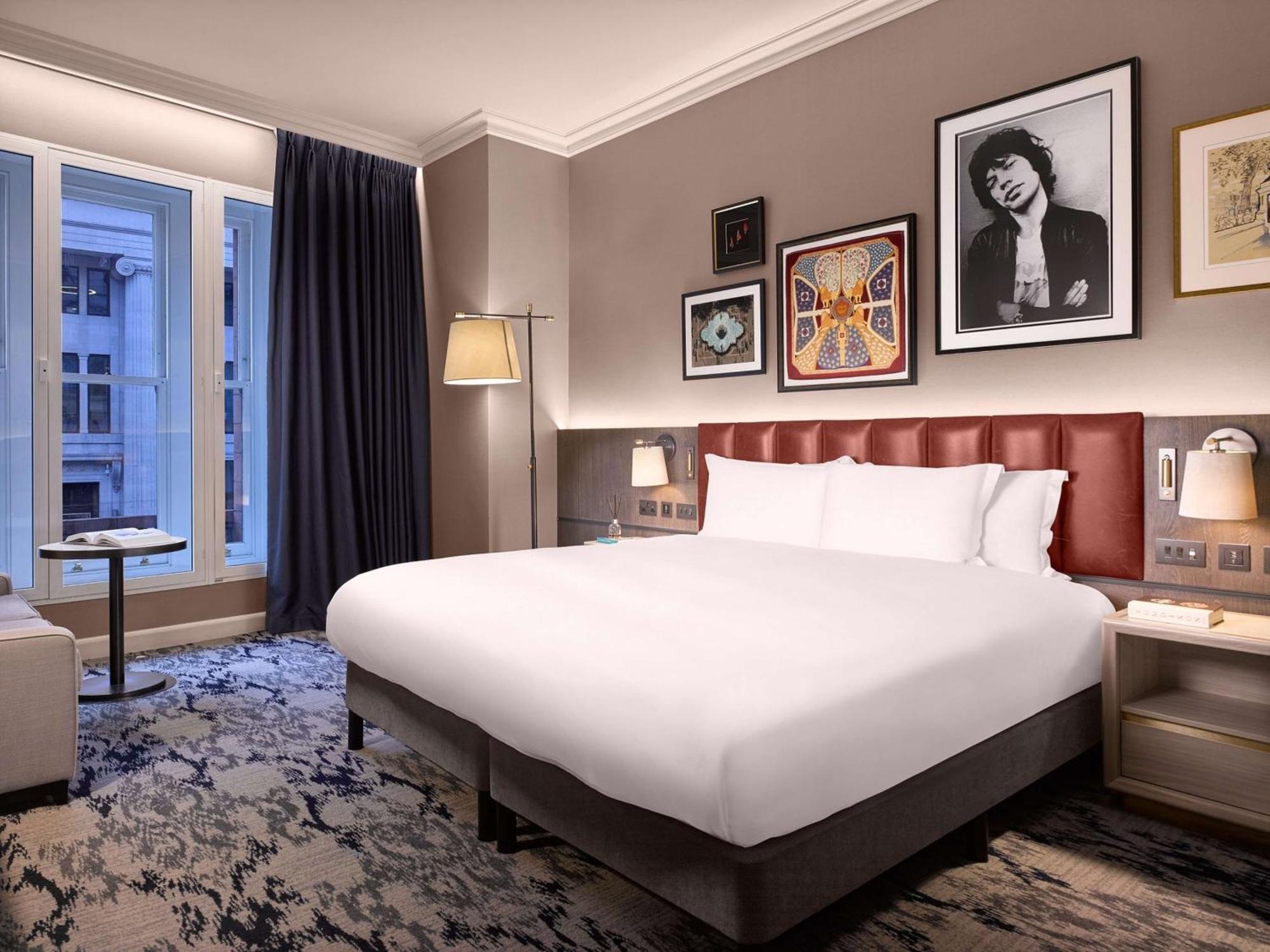 The Trafalgar St. James, Curio Collection By Hilton Hotell