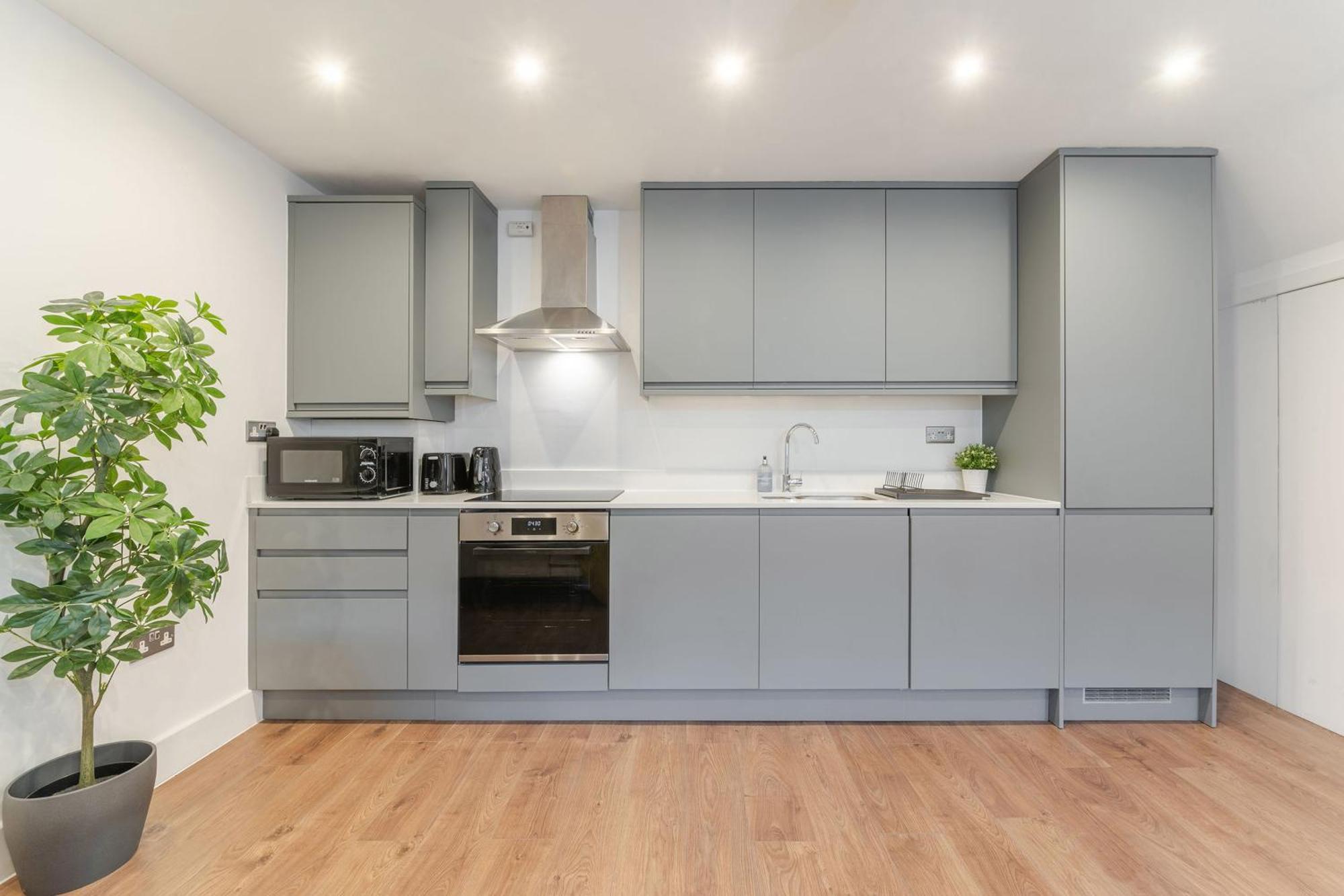 The Perfect London, With 2 Bedrooms 1 Bath - Battersea, Vauxhall And Nine Elms *