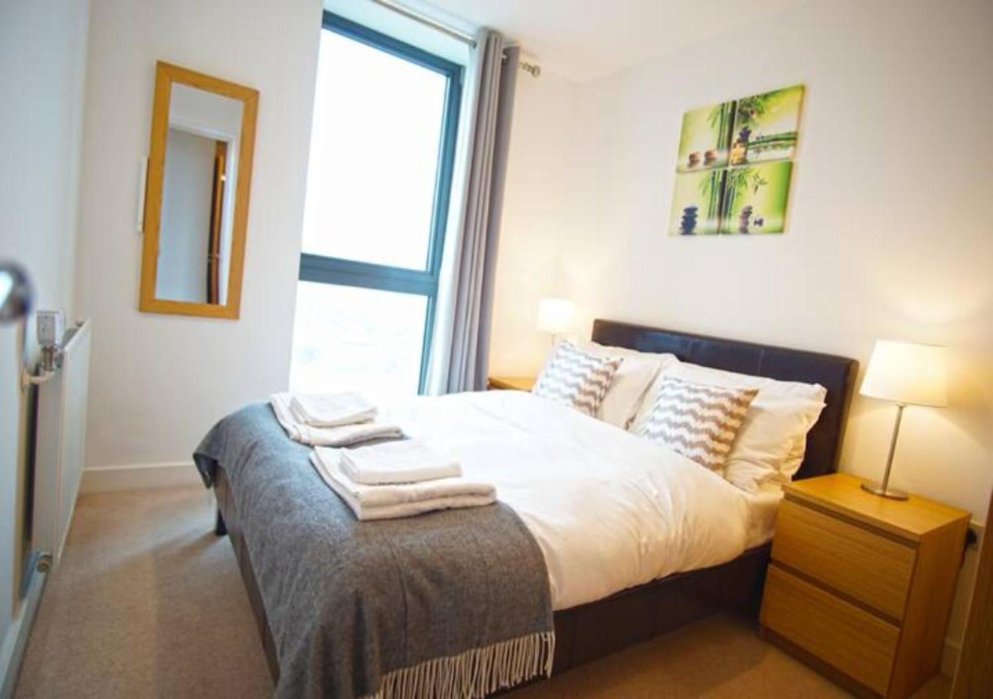 Apartment Deluxe Spacious 2br Flat Near Excel And O2 Arena *