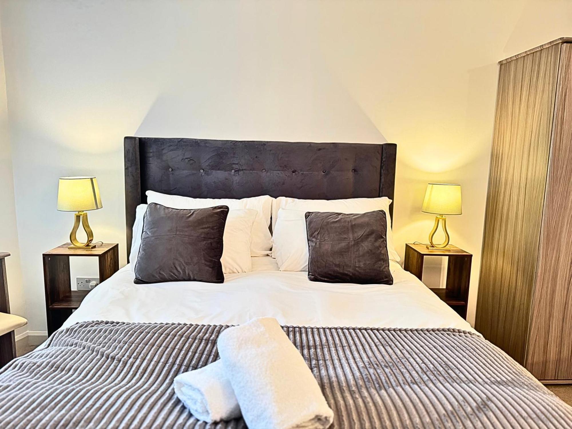 The Heart Of Kensington Mews - 3 Bedrooms House-private Entrance-hyde Park Walk Away-green Park 9 Minutes Underground- The Of With Glamour Of Kensington Ferienhaus London