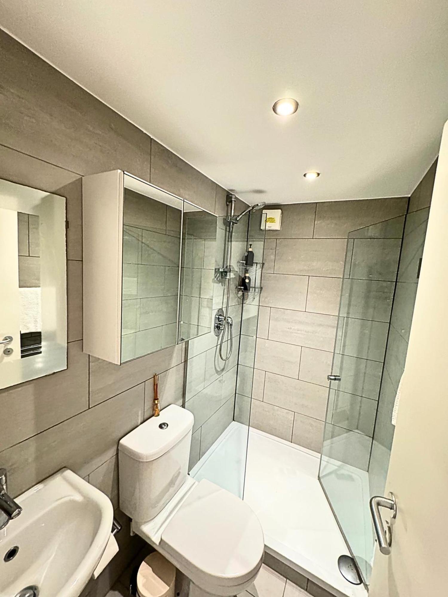 Ferienhaus The Heart Of Kensington Mews - 3 Bedrooms House-private Entrance-hyde Park Walk Away-green Park 9 Minutes Underground- The Of With Glamour Of Kensington London