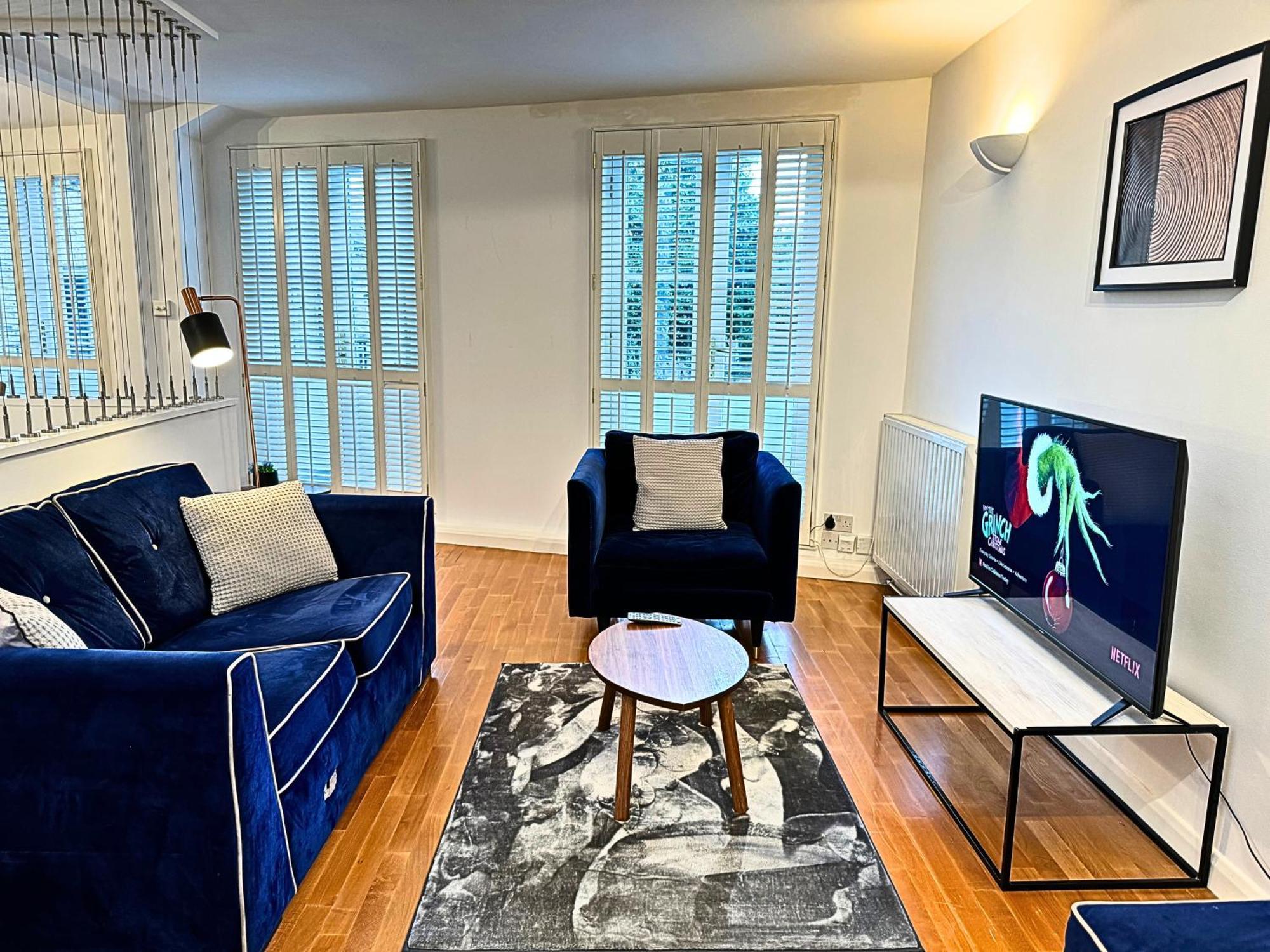 The Heart Of Kensington Mews - 3 Bedrooms House-private Entrance-hyde Park Walk Away-green Park 9 Minutes Underground- The Of With Glamour Of Kensington Ferienhaus *