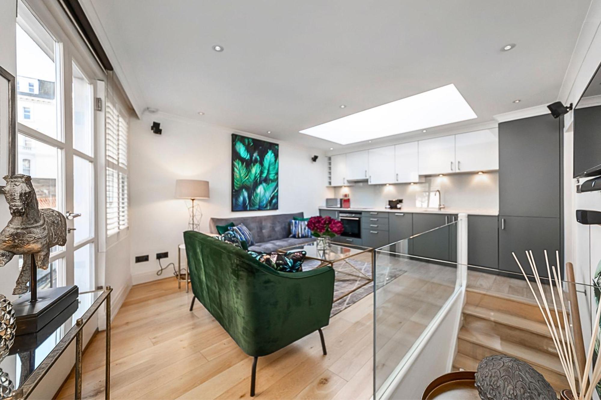 Kensington Oasis: Central Private House Near Attractions