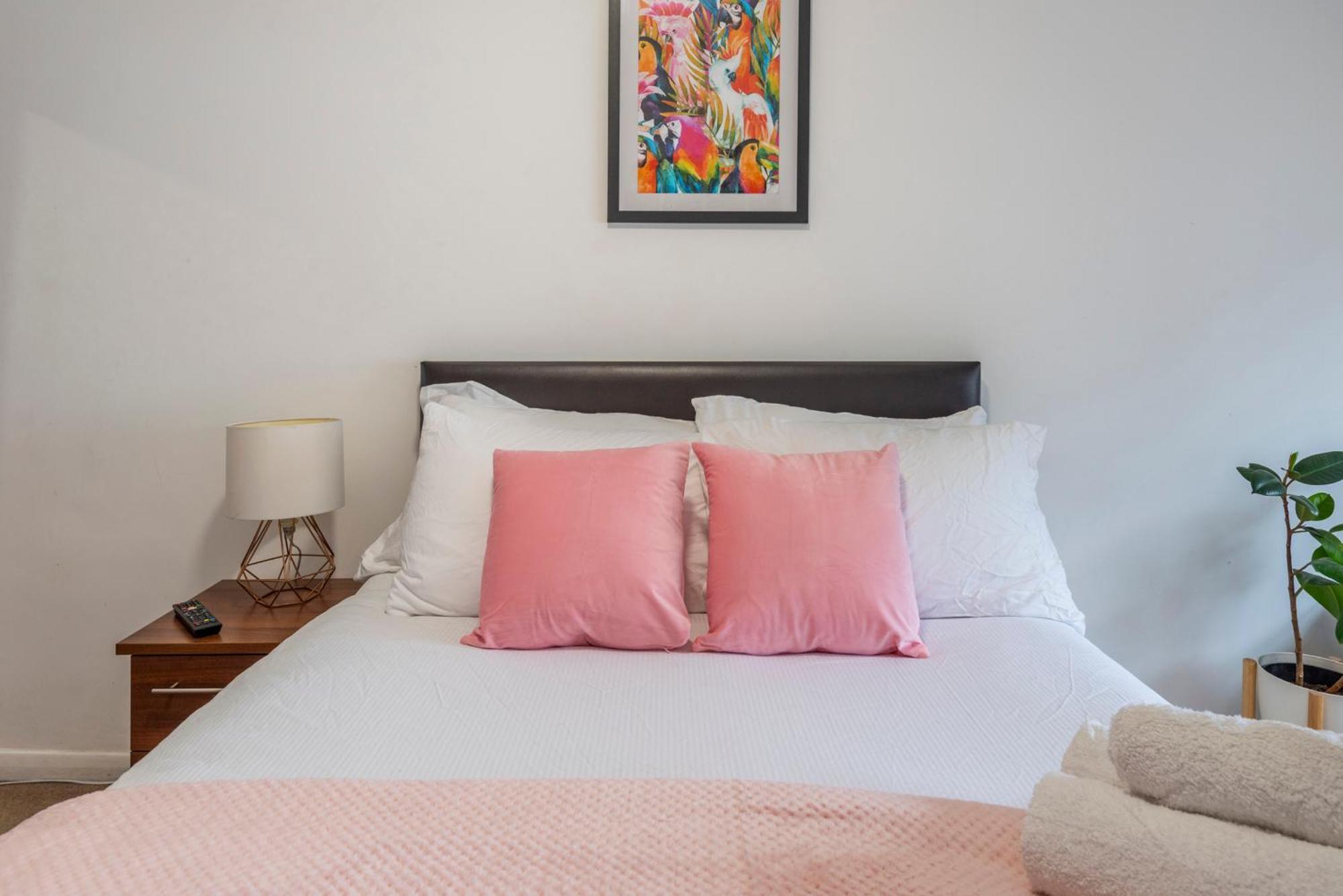 Dazzling Near Paddington/elizabeth Stn * Londen