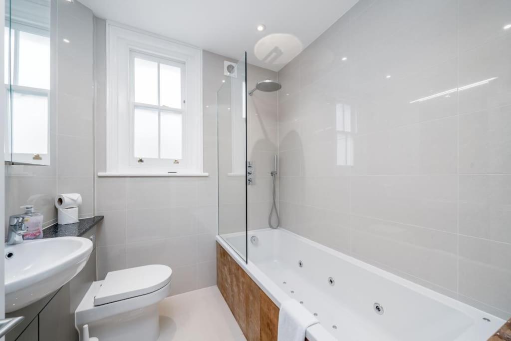 Stunning House Close To Notting Hill Londen