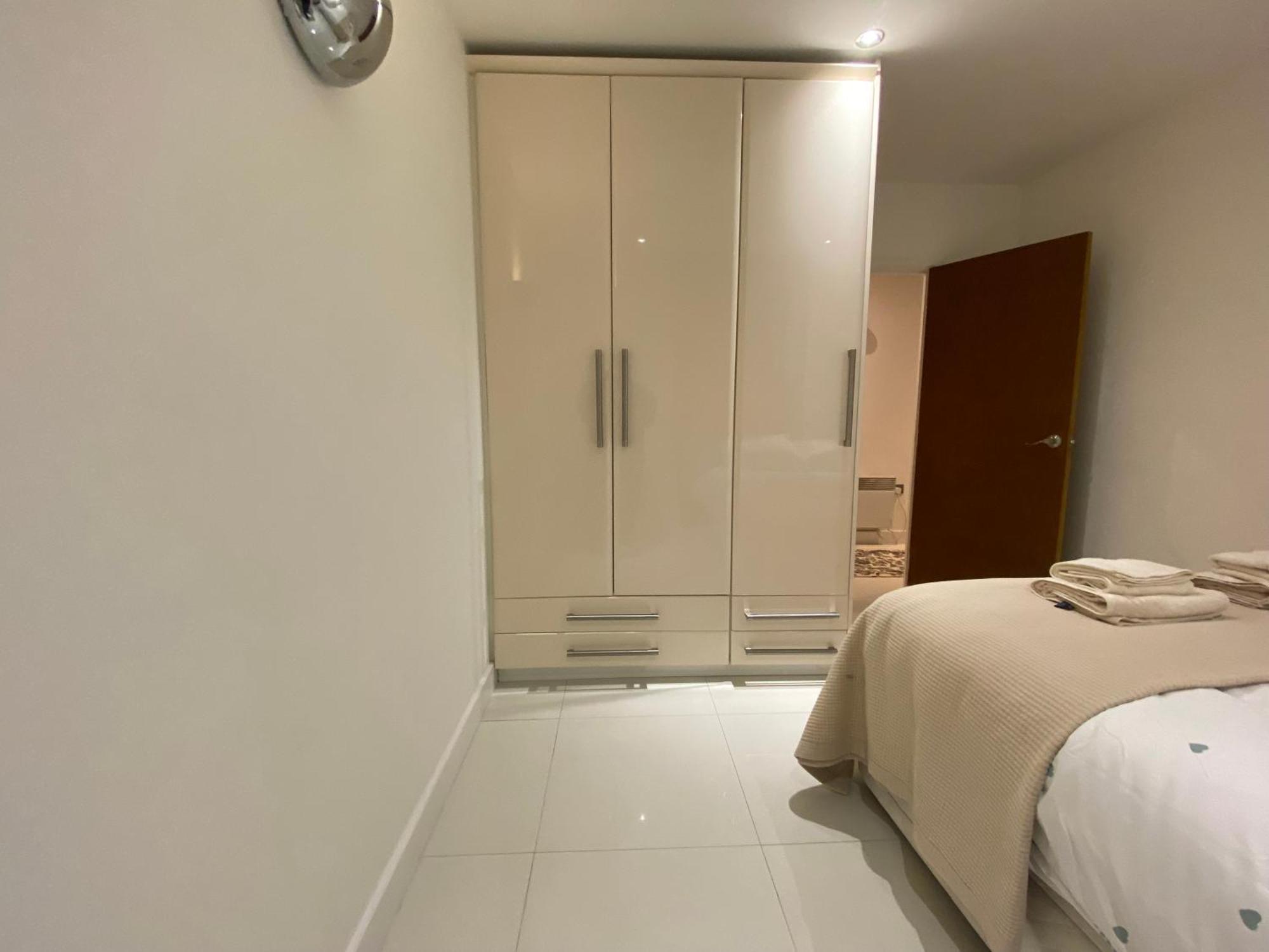 Royal Docks Penthouse London