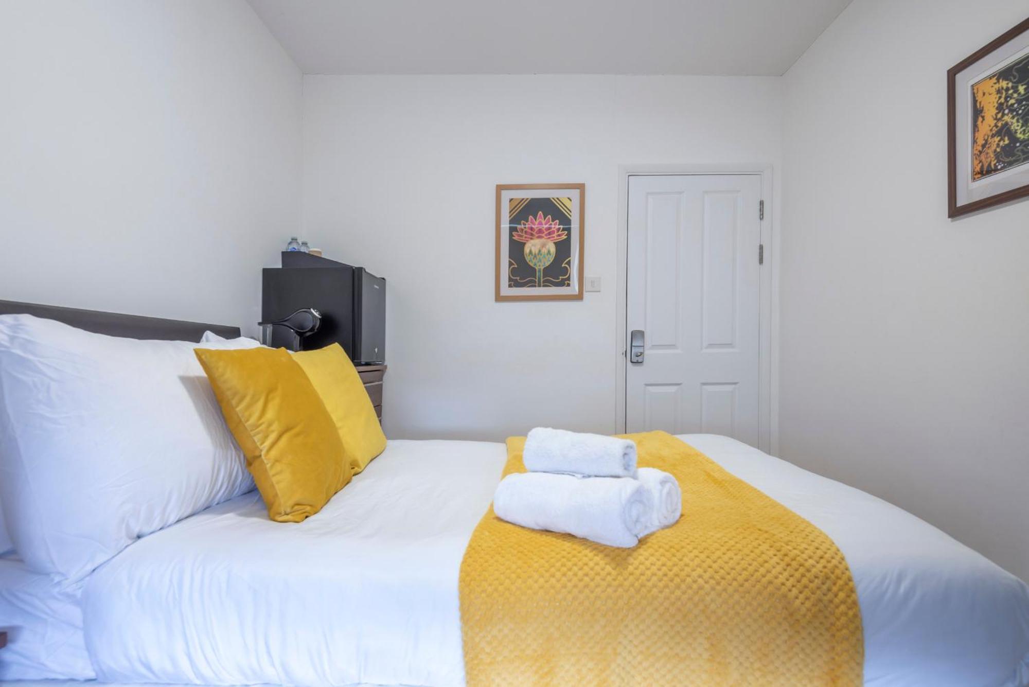 Double In Notting Hill, Private Minibar & Coffee Privatunterkunft