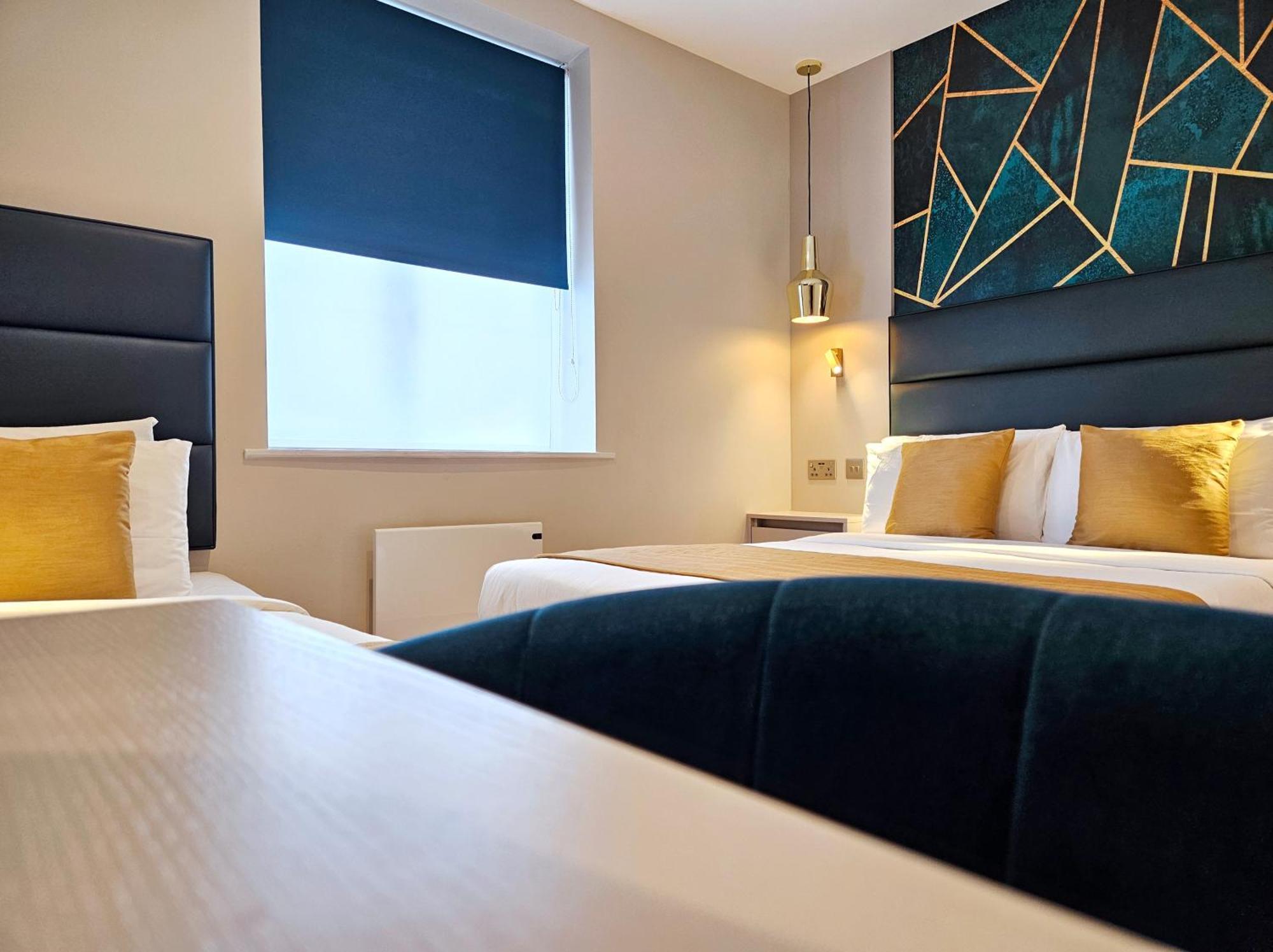 Aparthotel Nox Hyde Park 4*