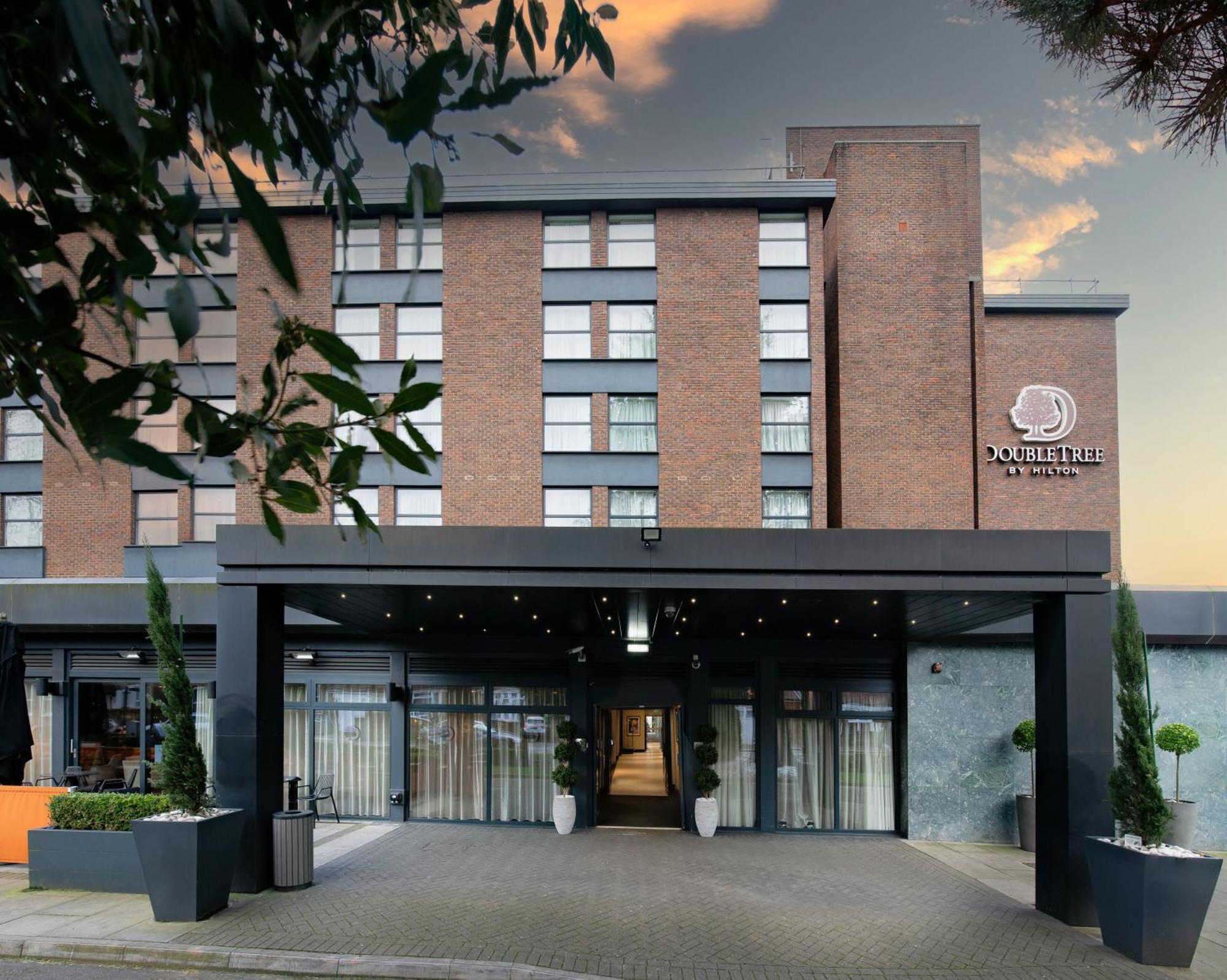 Hotel Doubletree By Hilton Ealing London