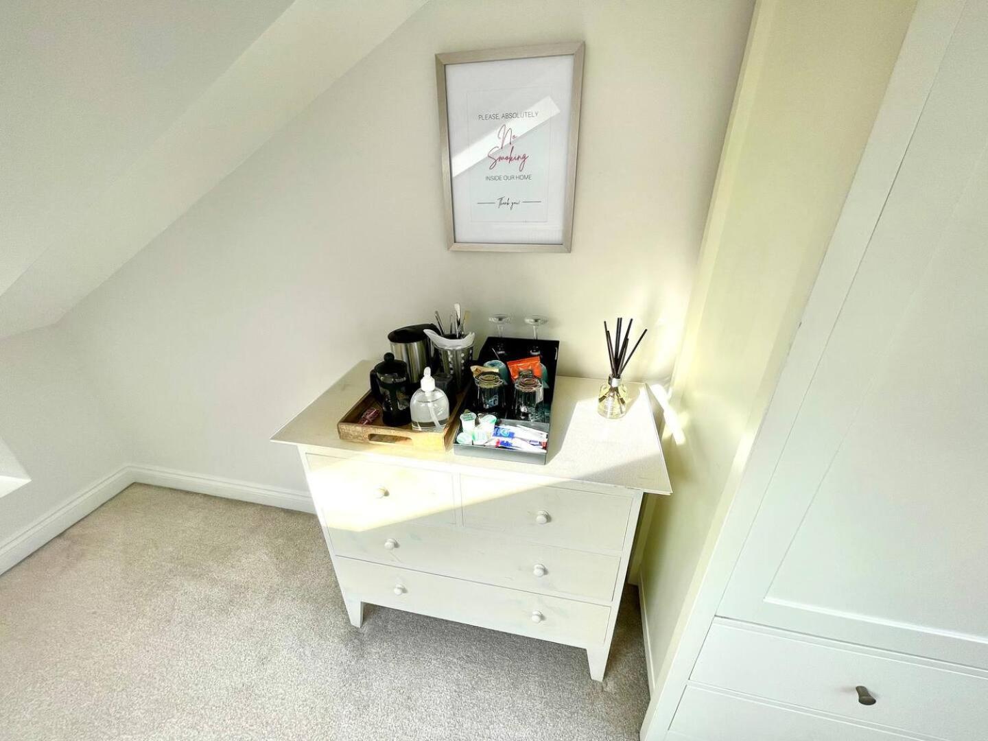 Bright Quiet Loft Ensuite Serene Clapham Area Feriehus *