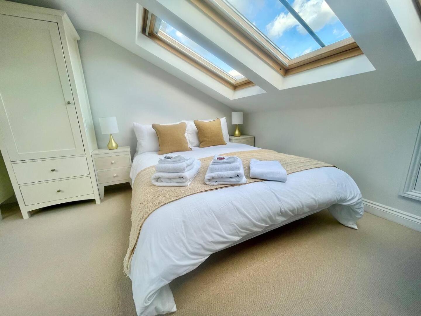 Bright Quiet Loft Ensuite Serene Clapham Area Feriehus *