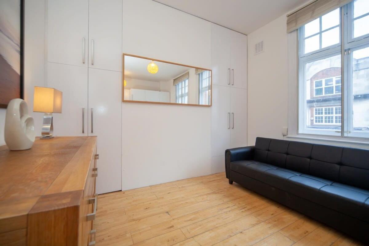 Appartement Lovely 2 Bedroom In Tooting Londen