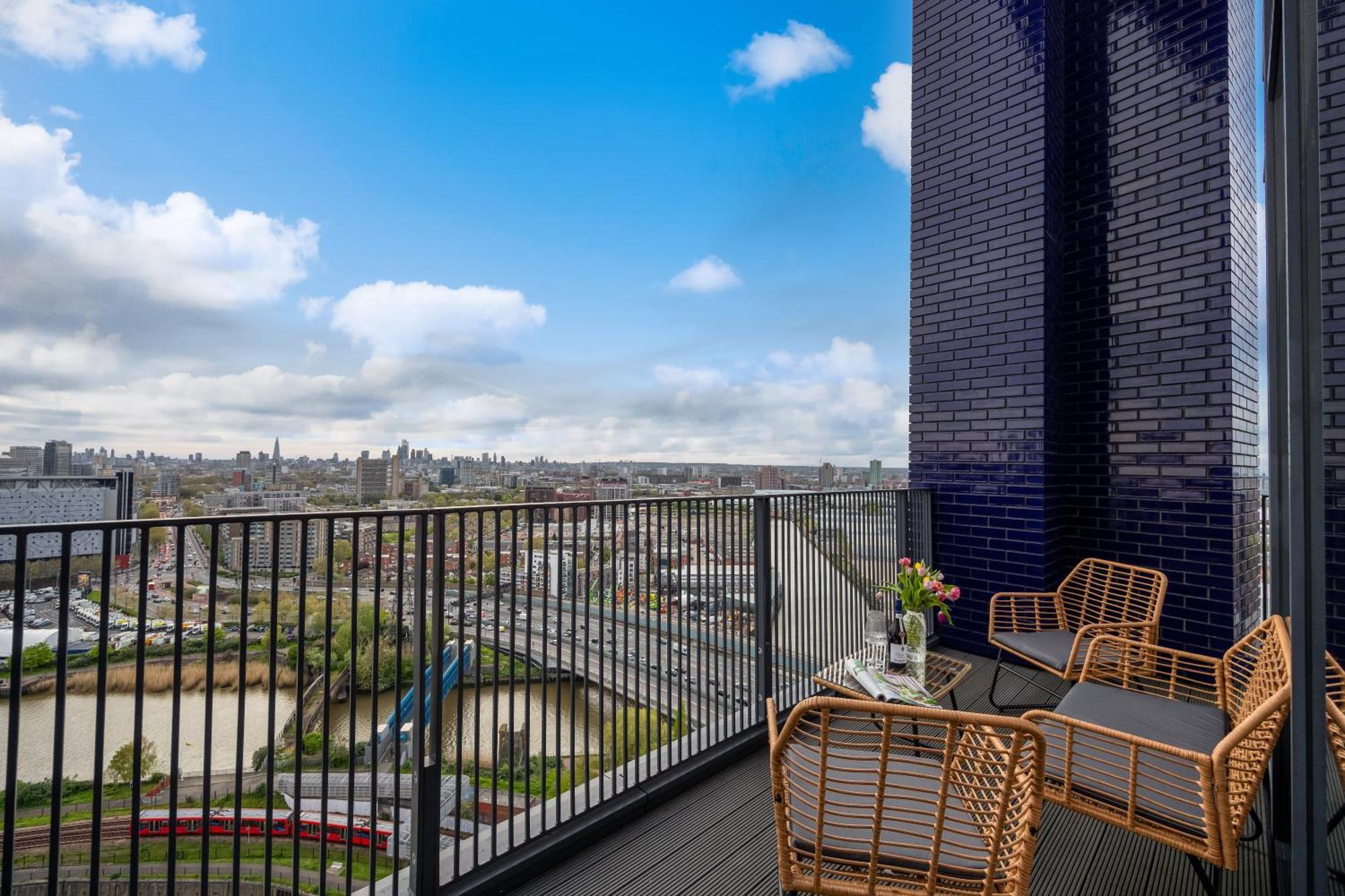 Appartement Luxury & Spacious 2 Bedroom Apt With City Views