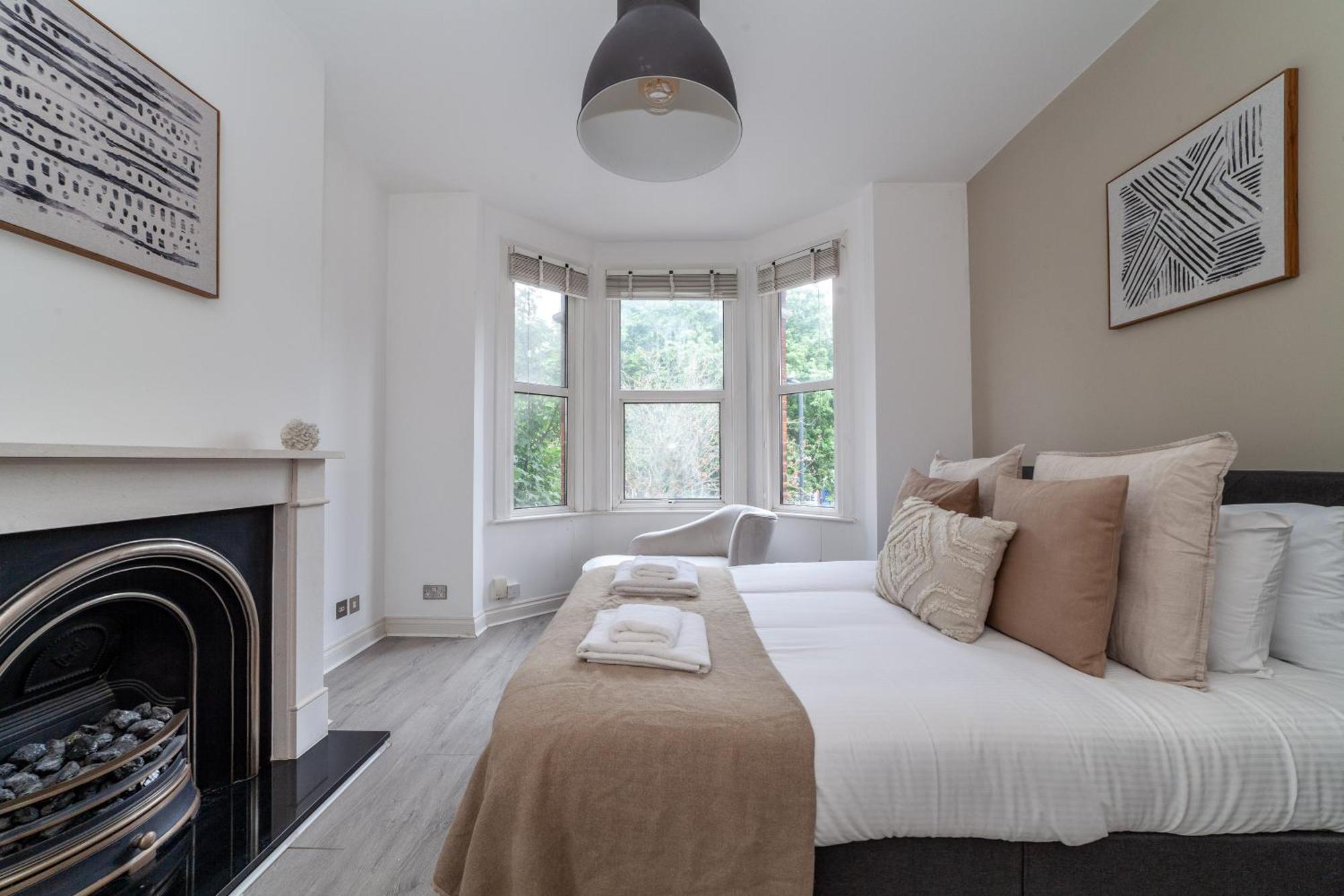 The Harlesden Apartment *