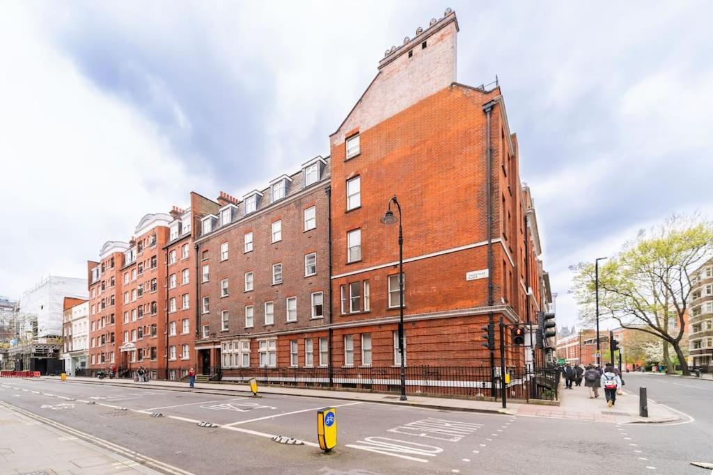 Beautiful One Bedroom Flat In Tavistock Place Appartamento *