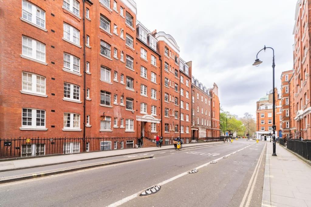 Beautiful One Bedroom Flat In Tavistock Place * Londra