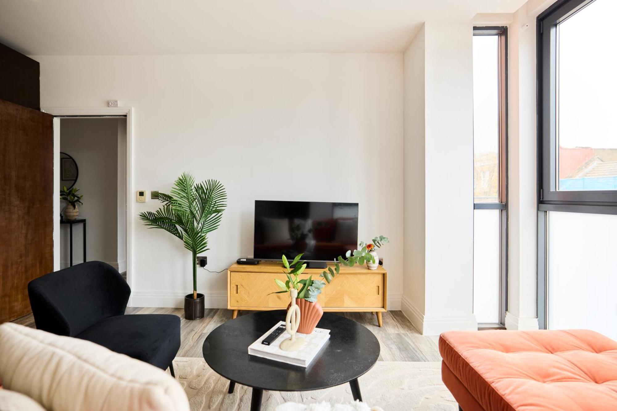 The Harlesden Breakout - Glamorous 2bdr Flat Lägenhet *