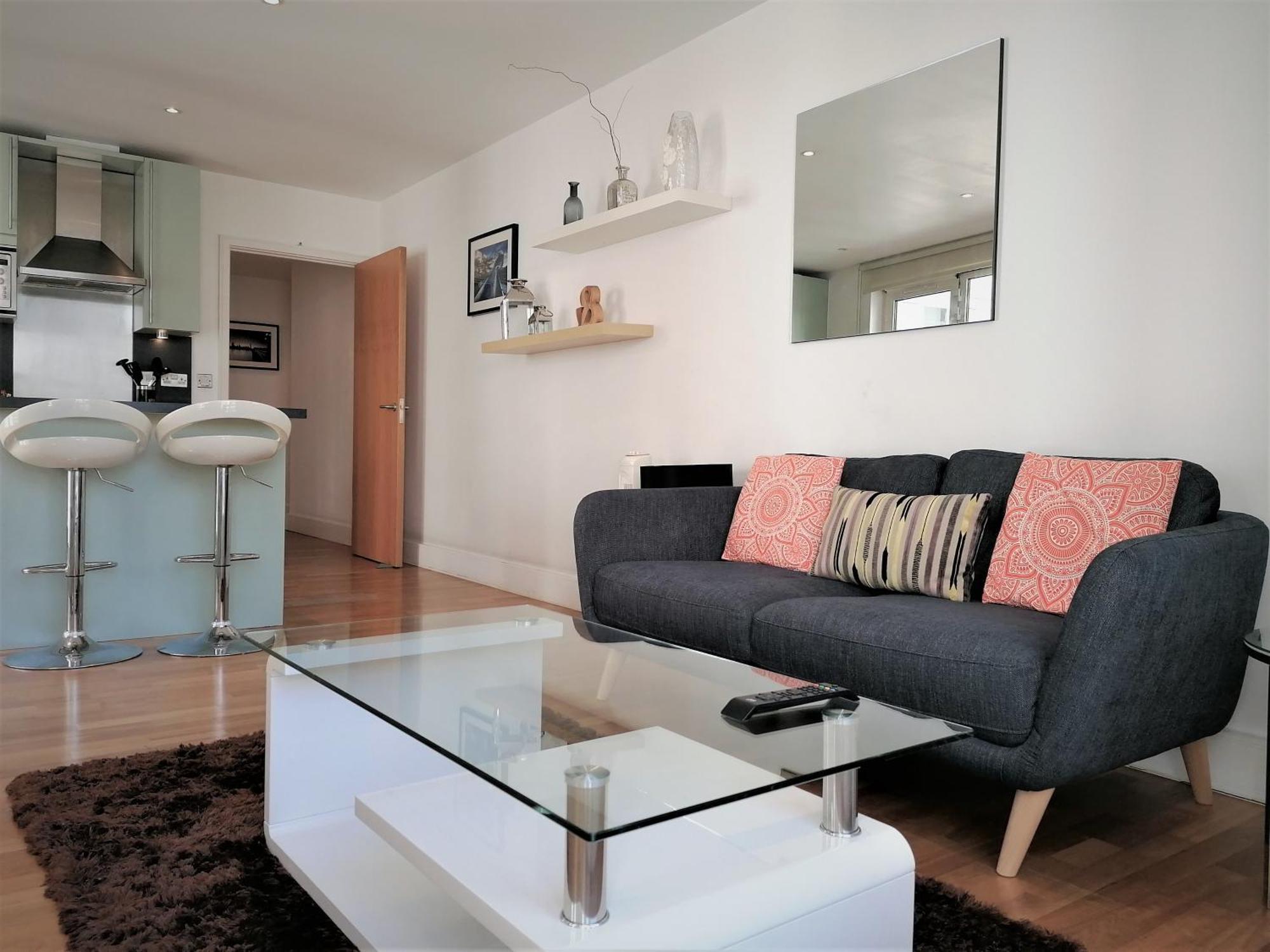 Apartment Still Life Tower Hill Executive *