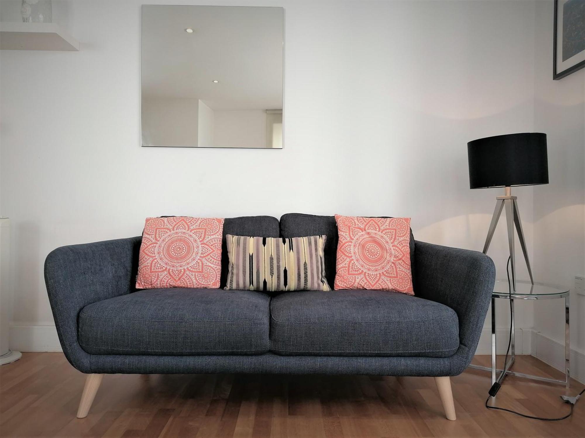 Still Life Tower Hill Executive Apartment