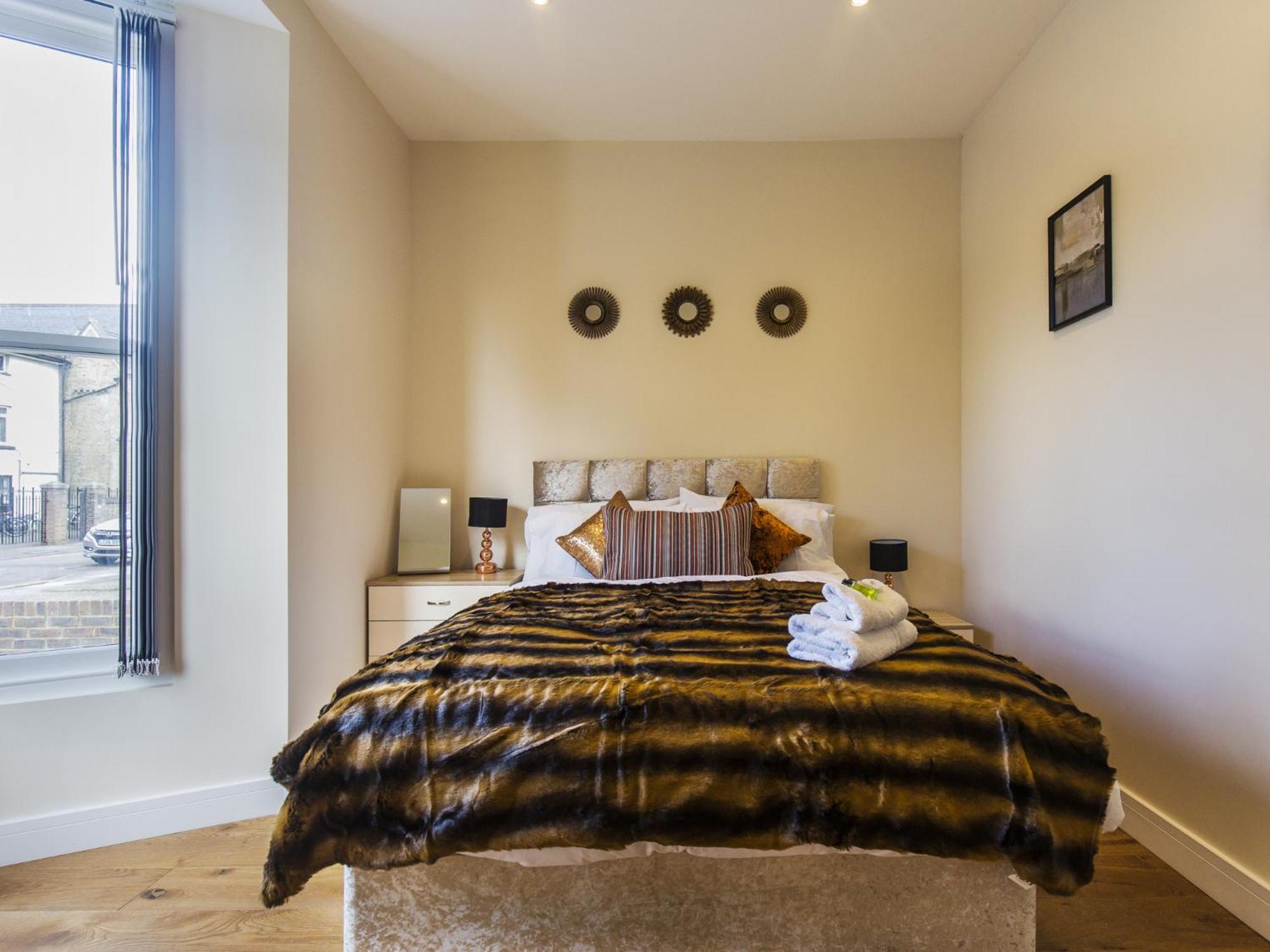 Ealing Queen Of The Suburbs One Bedroom Pass The Keys Appartement *