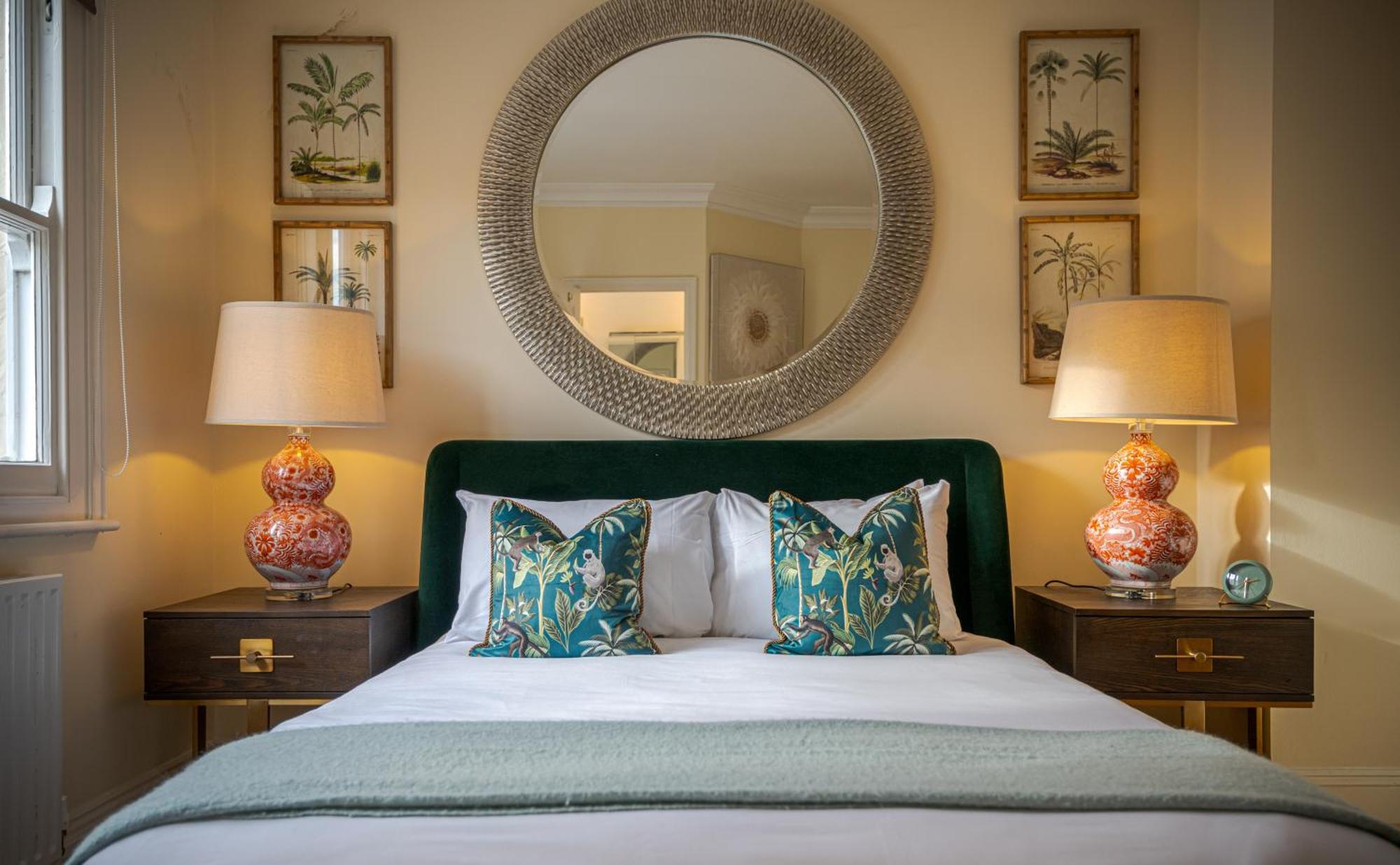 Luxury 3 Bedroom House In Belgravia Prime Location And Stylish Leilighet