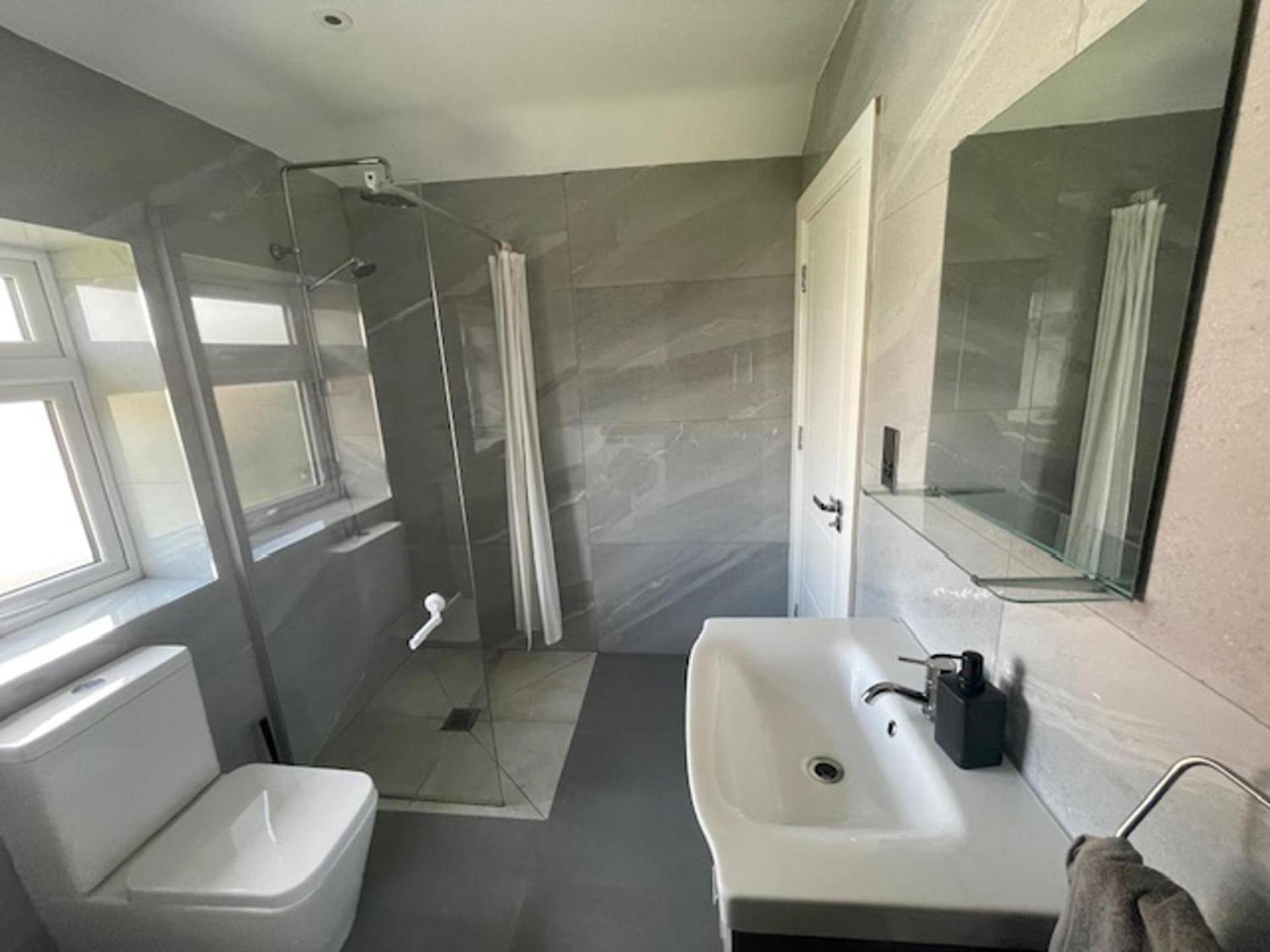 Feriehus 1bedhouse- London-sleeps 4- Close To Attractions London