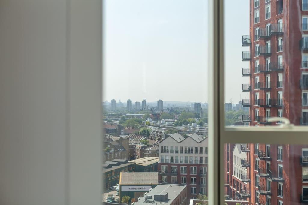 Appartement Full Of Light & Spacious 2br Residence, 9 Elms