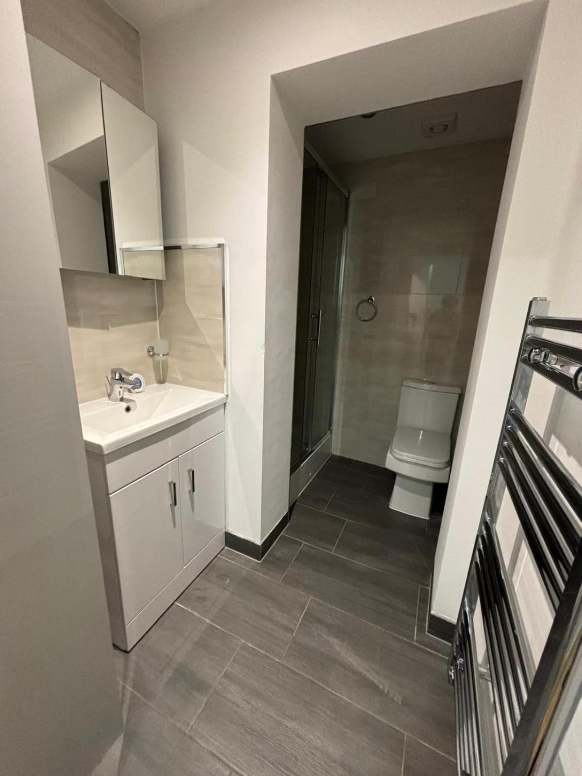 In Battersea Near Power Station/london Eye Bs3 Apartment London