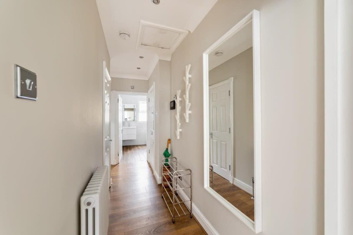 Appartement Modern And Bright 1 Bed Apartment, Tower Bridge *