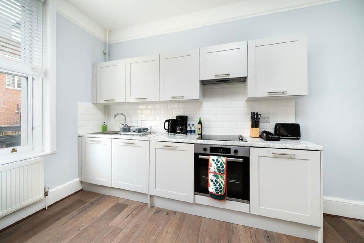 Cozy 1 Bedroom Flat In Greater * Londen