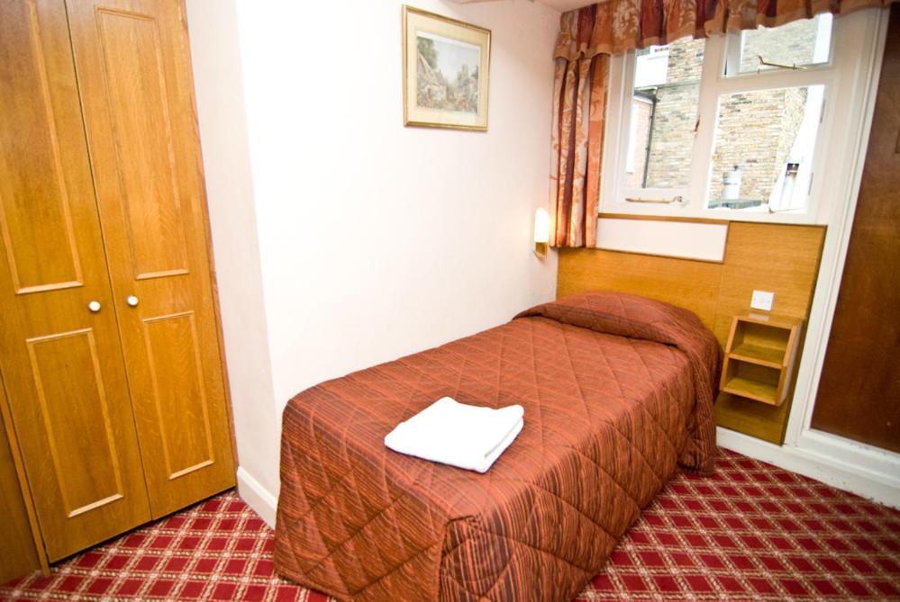 Hotell Alexandra 3*